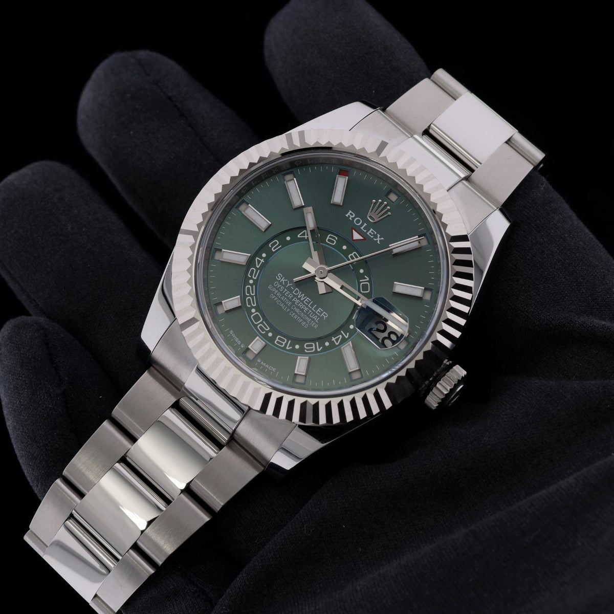 Rolex Sky - Dweller 42mm, Edelstahl, grünes Zifferblatt, Ref. 336934, 11 - 2024, B+P - LUXUHRIA