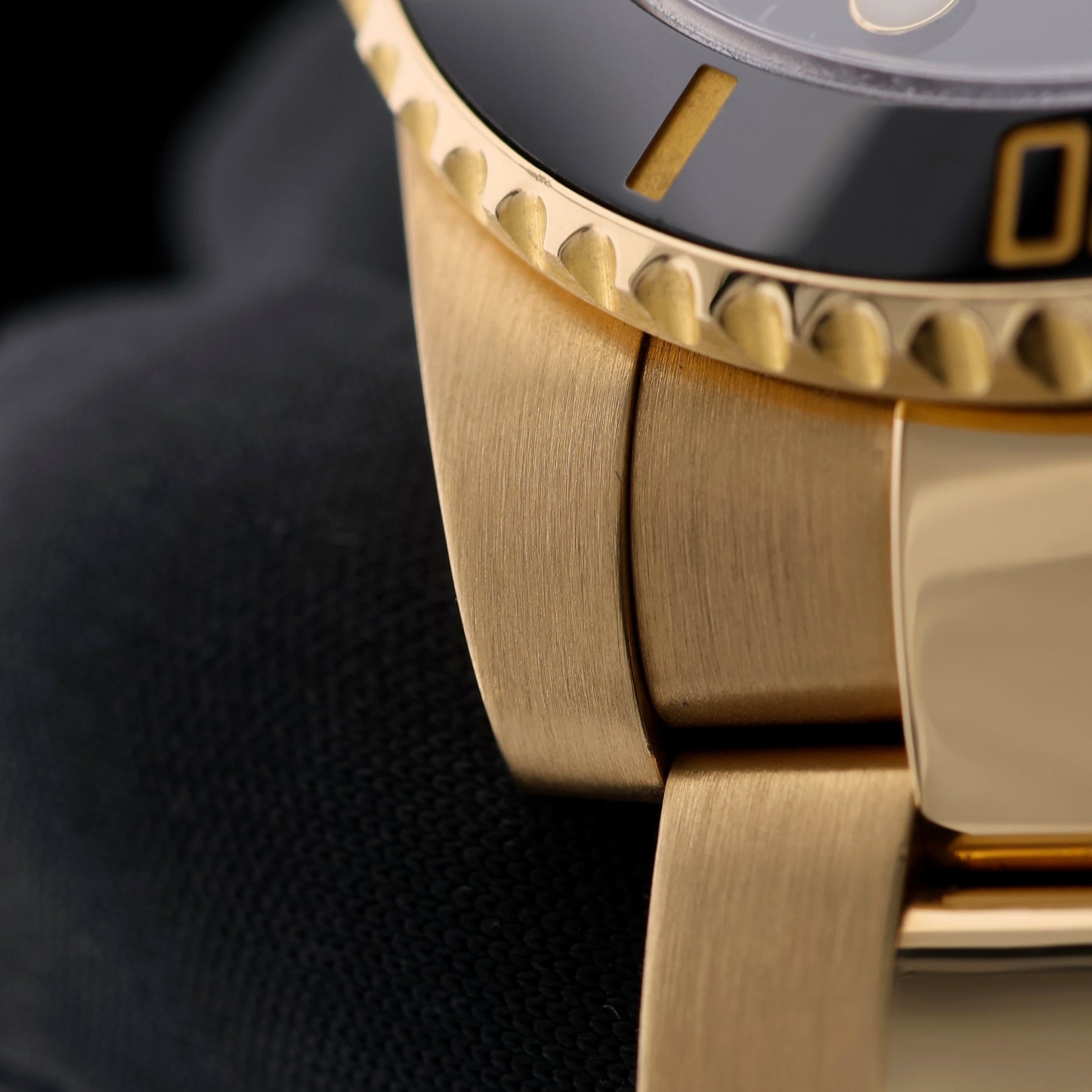 Rolex Submariner Date, Gelbgold, Black Dial, Ref. 116618LN, LC100, 08 - 2011, B+P - LUXUHRIA