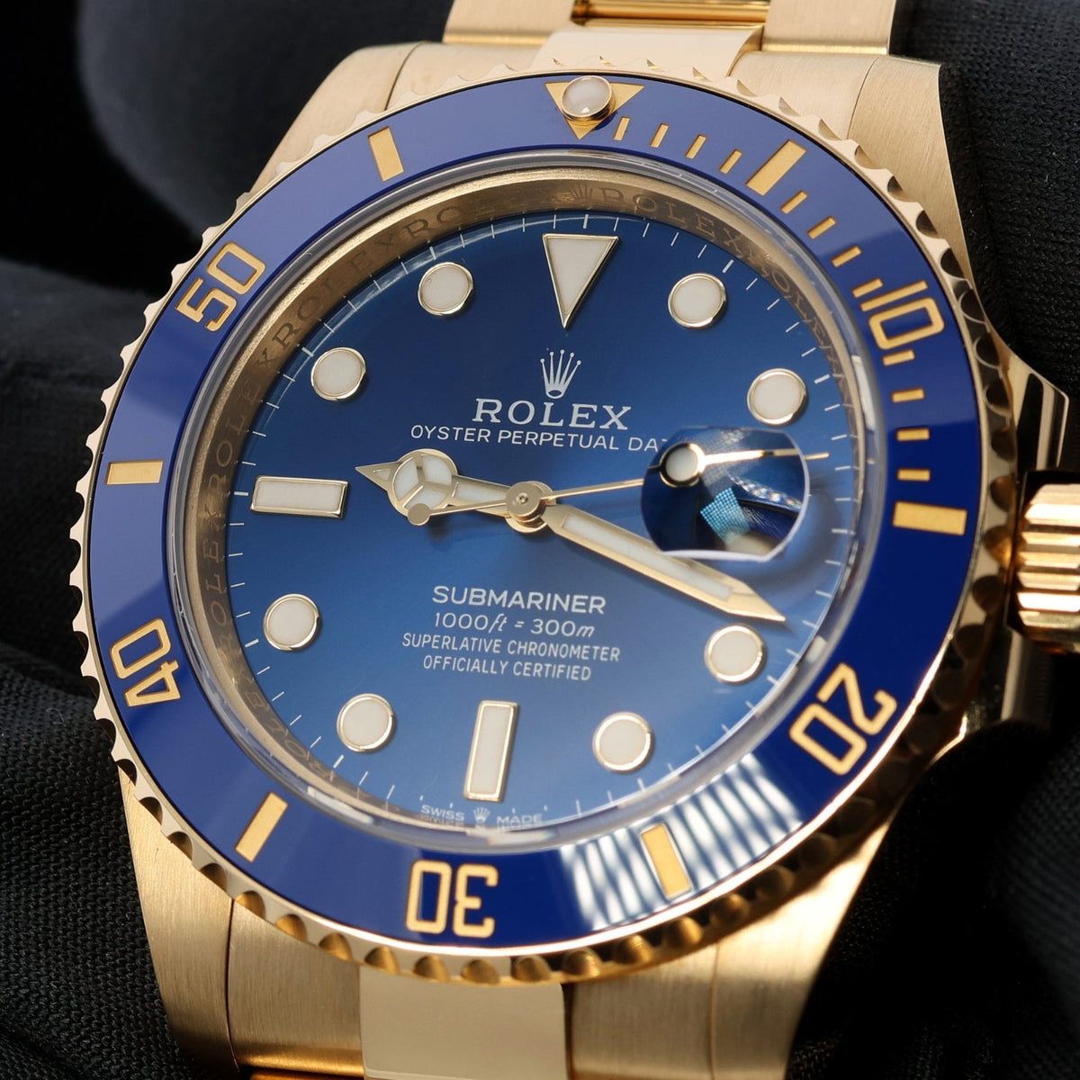 Rolex Submariner Date, Gelbgold, Blue Dial, Ref. 126618LB, 2024, B+P - LUXUHRIA