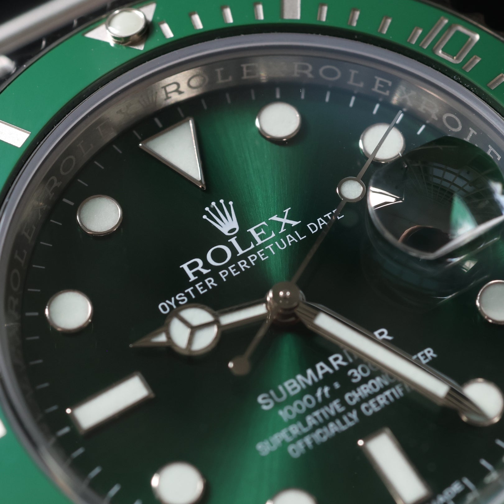 Rolex Submariner Date "Hulk" 40mm, Grün Keramic, Ref. 116610LV, 2020, B+P - LUXUHRIA