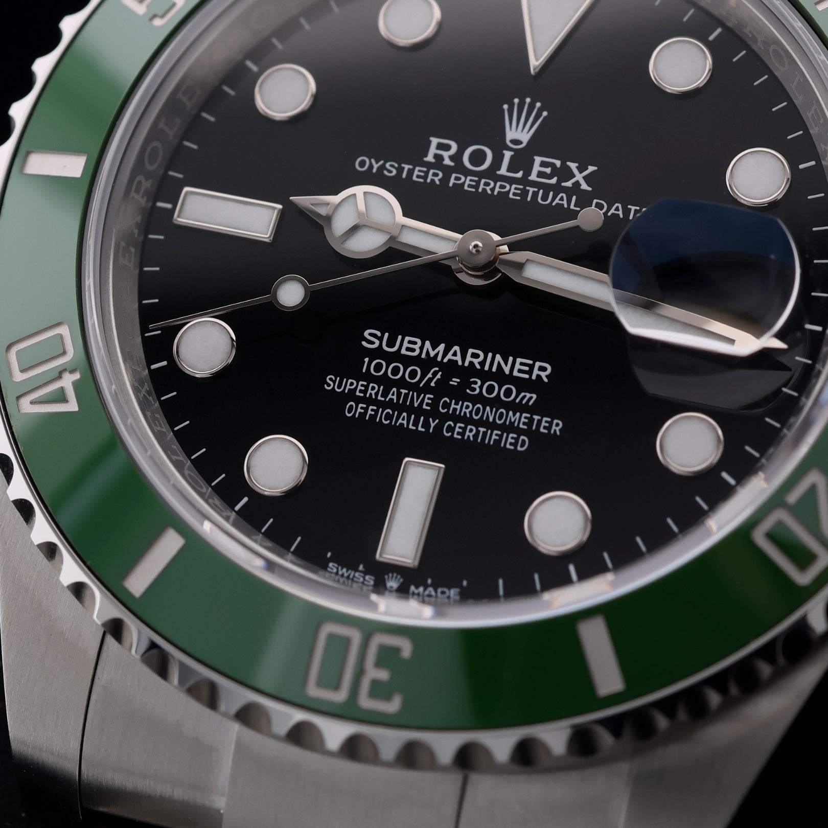 Rolex Submariner Date, "Starbucks", 41mm, LC100, Ref. 126610LV, Starbucks, 09-2023, B+P - LUXUHRIA