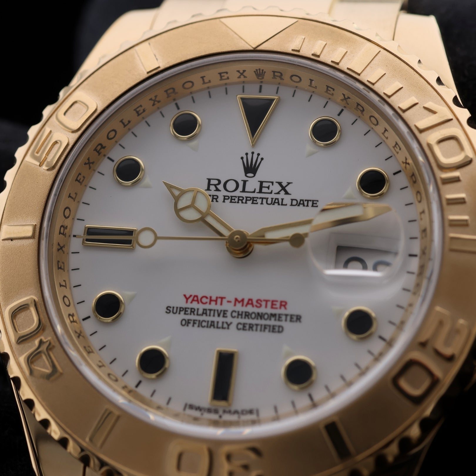 Rolex Yachtmaster 40, Gelbgold, Erstkaufrechnung, Z - Serie, Ref. 16628, 2011, B+P - LUXUHRIA