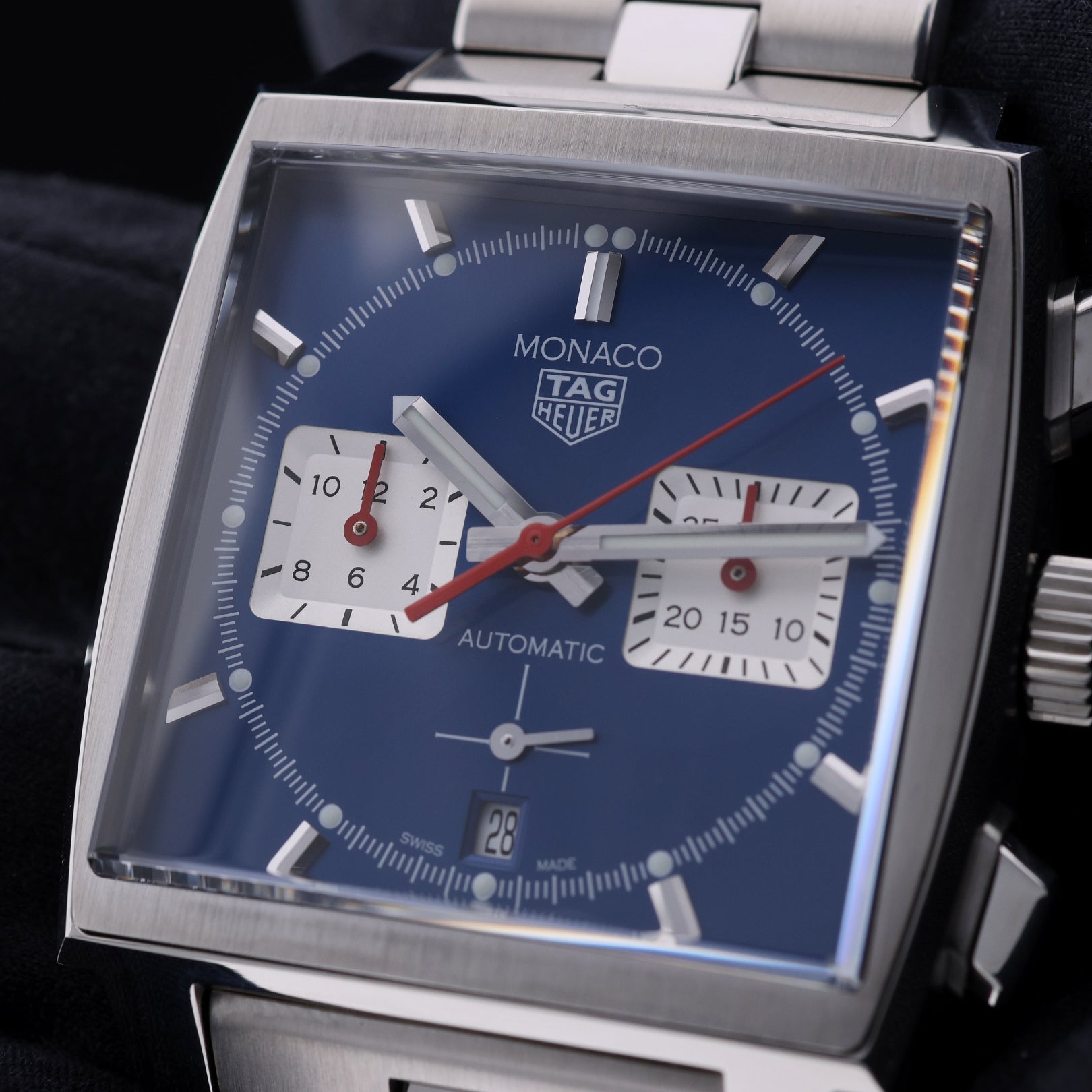 TAG Heuer Monaco Chronograph, Blue Dial, Erstkaufrechnung, 39mm, Ref. CBL2111.BA0644, 2025, B+P - LUXUHRIA