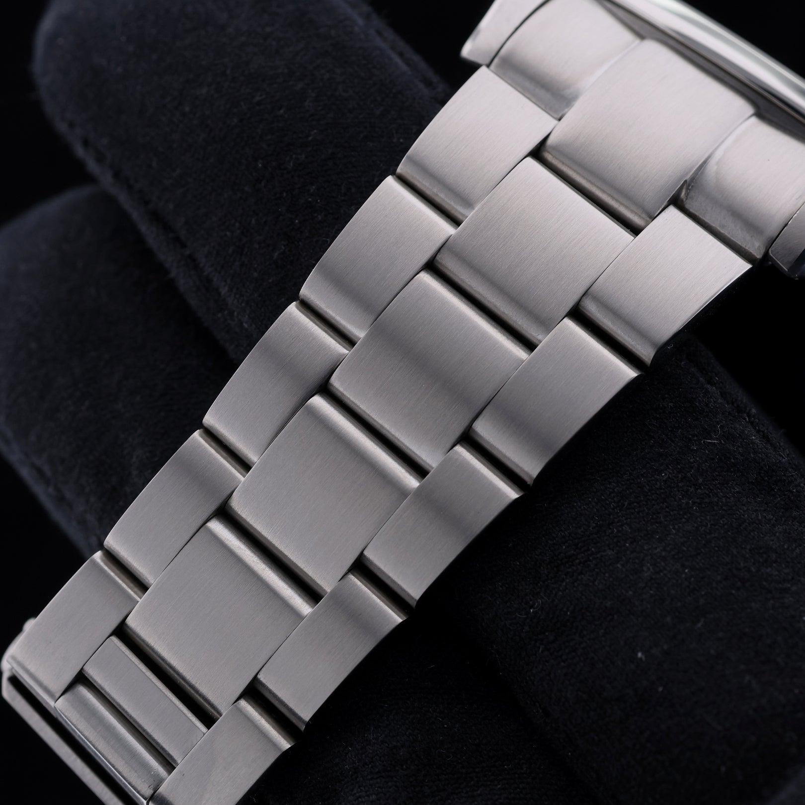 Tudor Black Bay 41, Blue Dial, Edelstahl - & Textilarmband Ref. 79540, 11 - 2022, B+P - LUXUHRIA