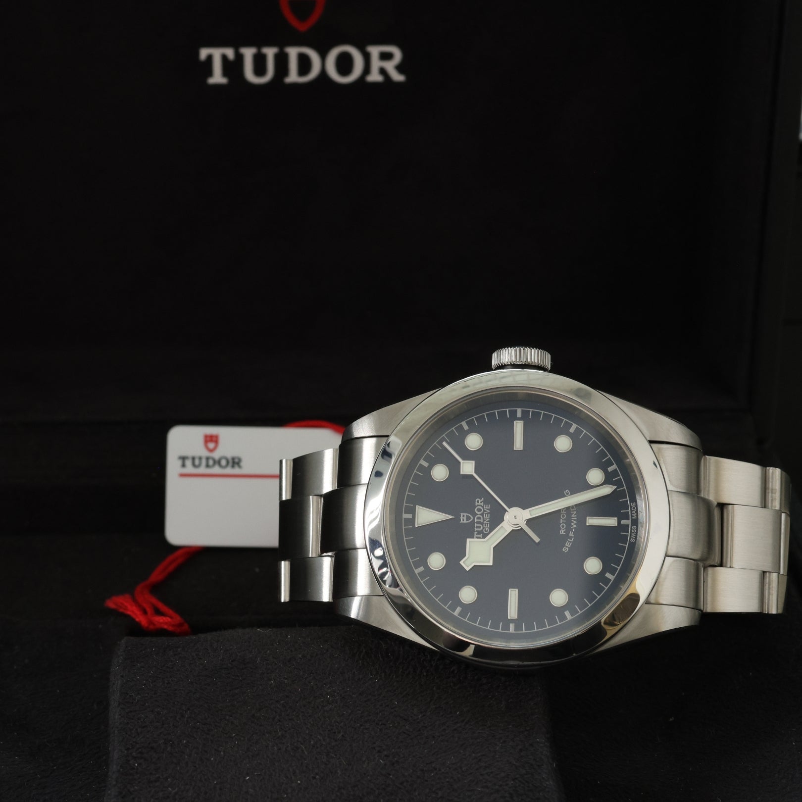 Tudor Black Bay 41, Blue Dial, Edelstahl - & Textilarmband Ref. 79540, 11 - 2022, B+P - LUXUHRIA