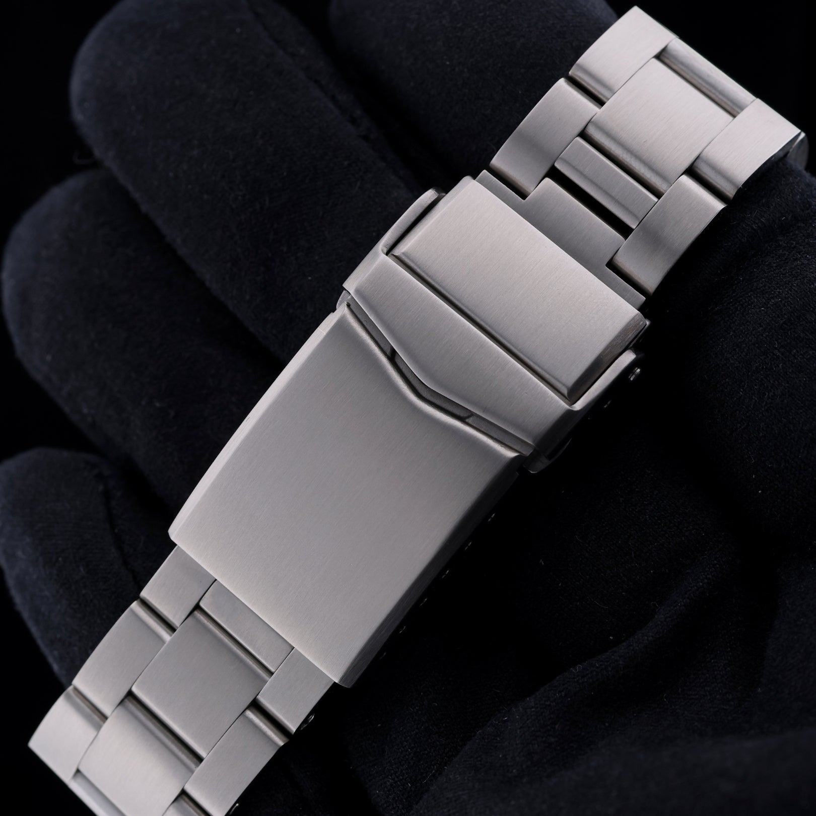 Tudor Black Bay 41, Blue Dial, Edelstahl - & Textilarmband Ref. 79540, 11 - 2022, B+P - LUXUHRIA