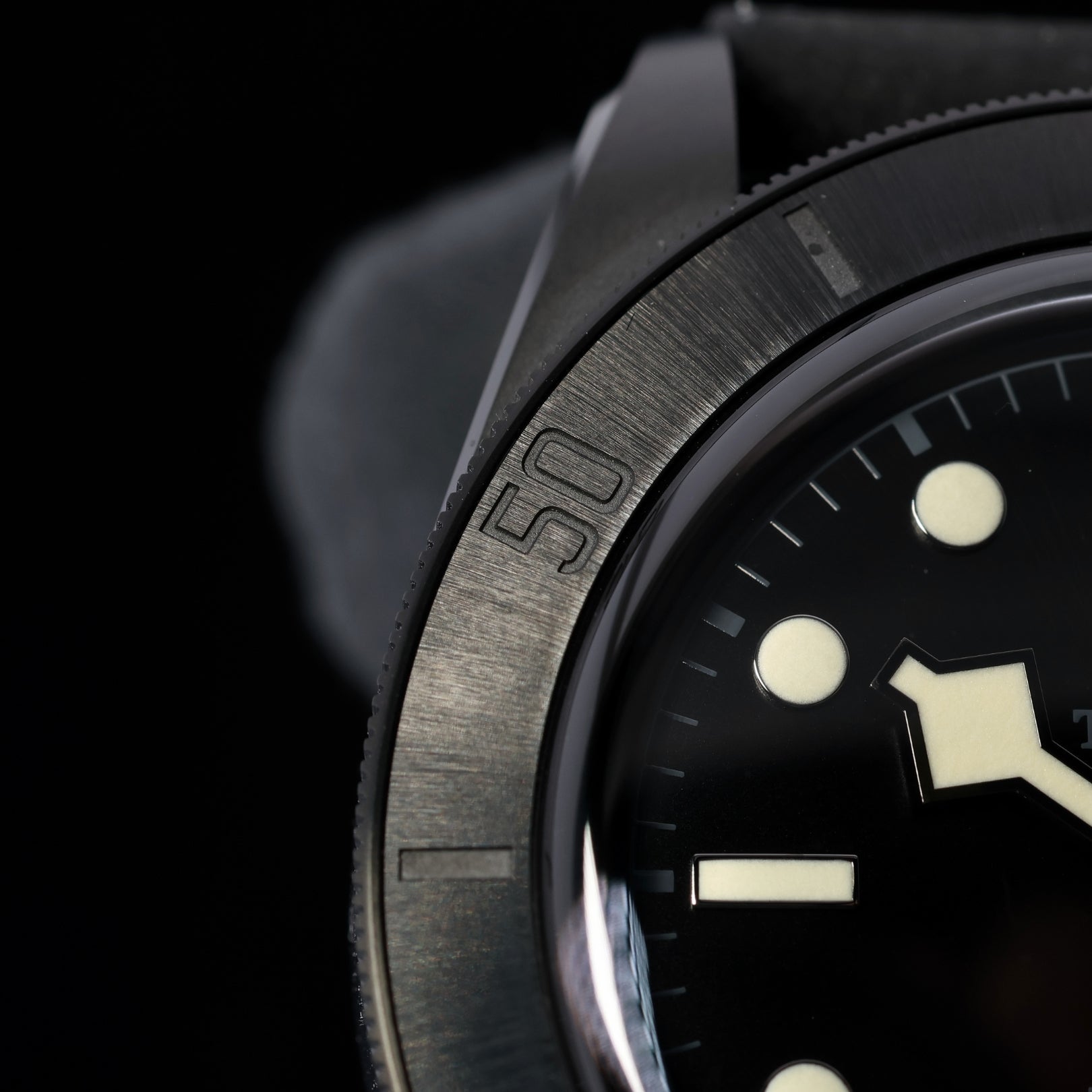 Tudor Black Bay Ceramic, Hybrid - und Textilarmband , Ref. 79210CNU, 12 - 2022, B+P - LUXUHRIA