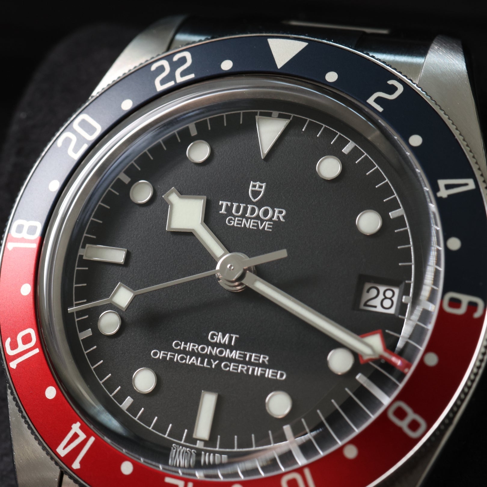 Tudor Black Bay GMT, "Pepsi", Edelstahl, Ref. 79830RB, 2022, B+P - LUXUHRIA