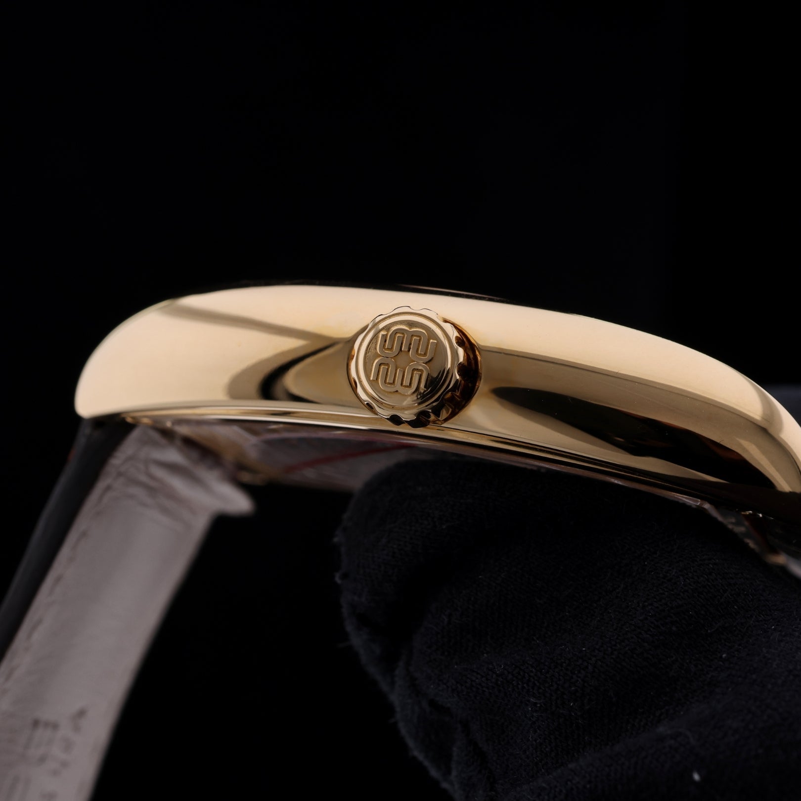 Wempe Glashütte Chronometerwerke Tonneau, 18kt. Gelbgold, mit Box - LUXUHRIA