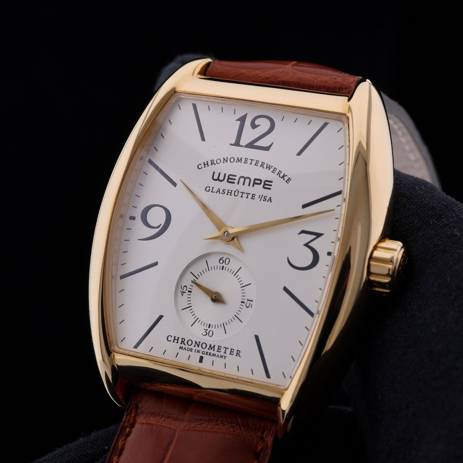Wempe Glashütte Chronometerwerke Tonneau, 18kt. Gelbgold, mit Box - LUXUHRIA