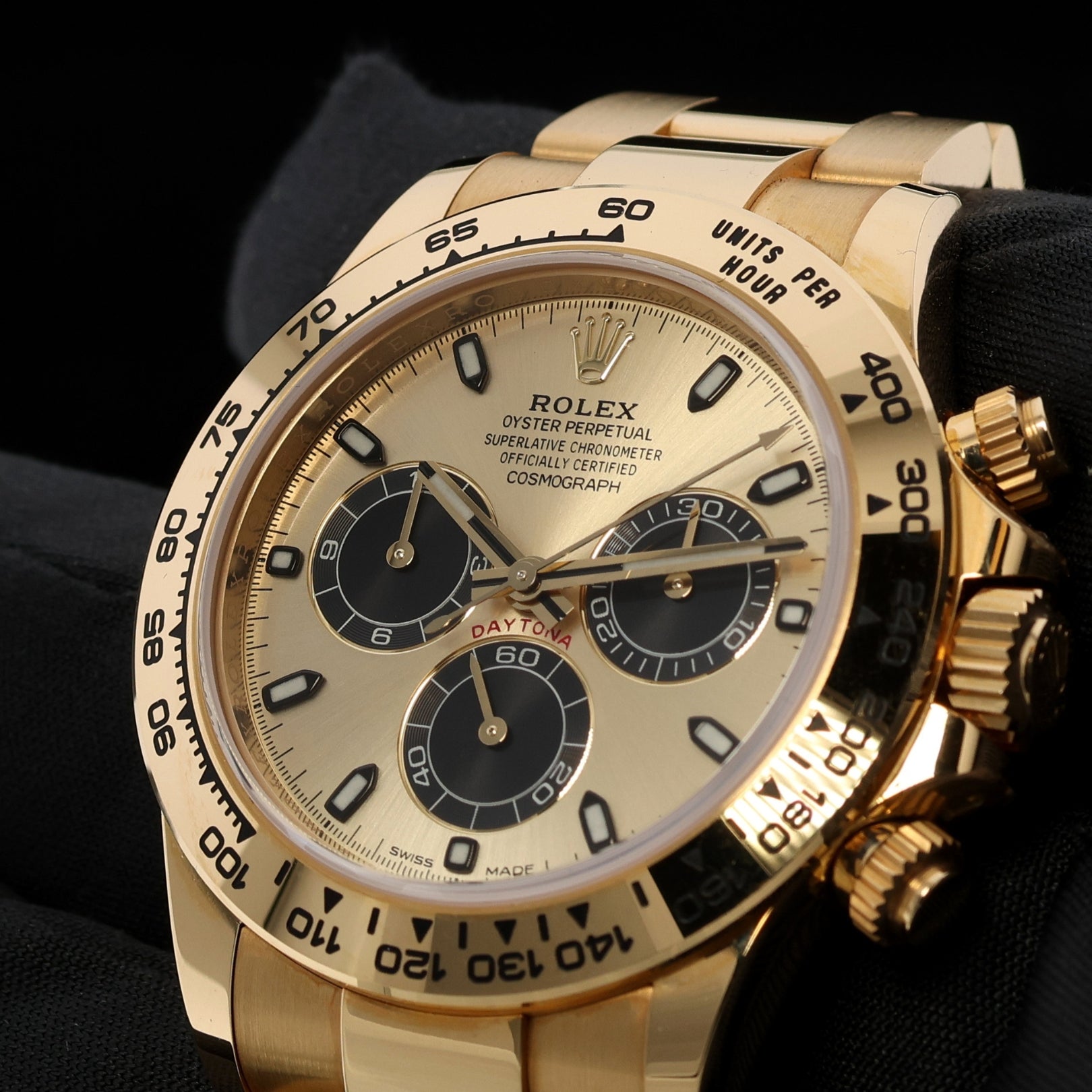 Rolex Daytona Cosmograph, Gelbgold, Gold Dial, Ref. 116508, 2022, B+P