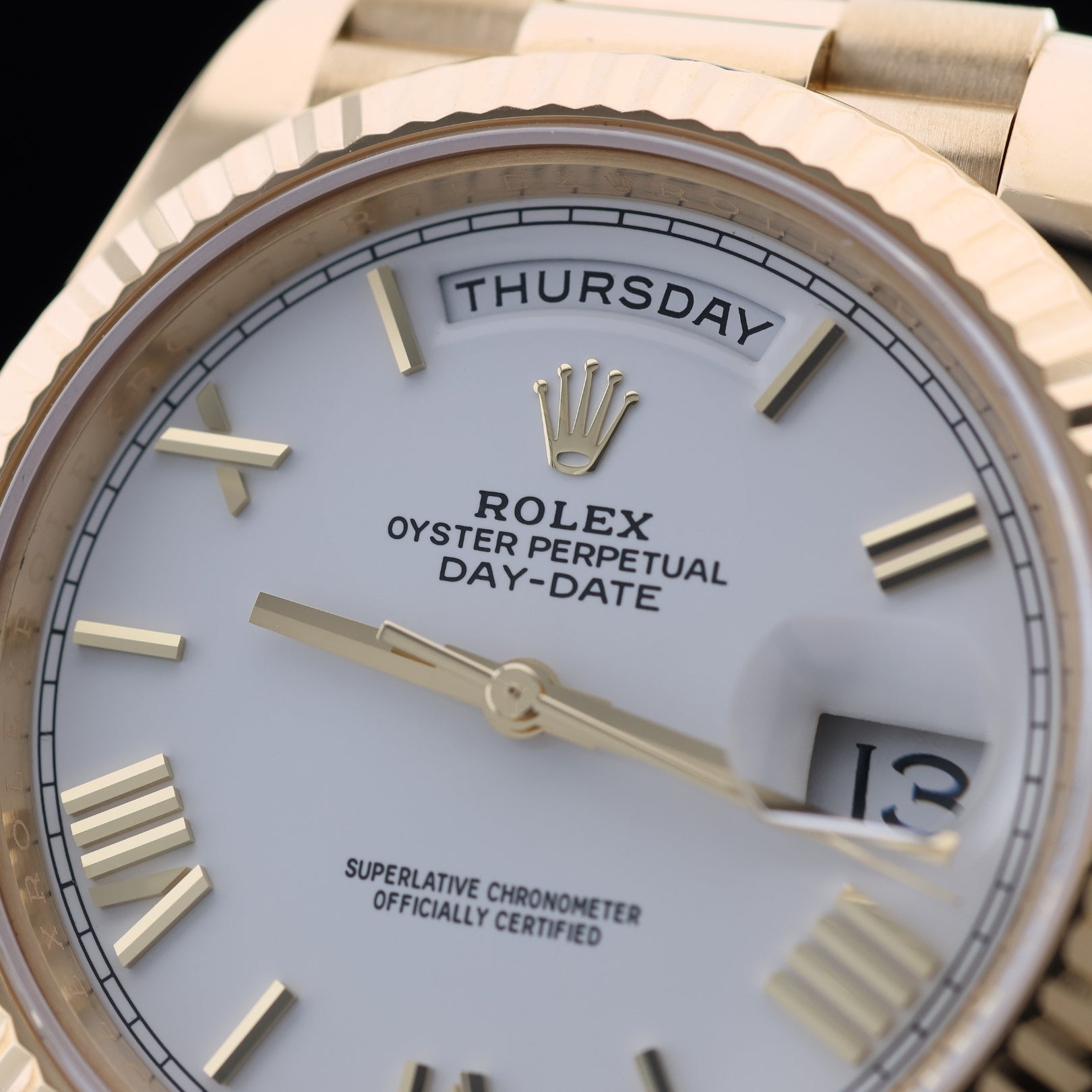 Rolex Day-Date 40mm, White Roman Dial, Gelbgold, Ref. 228238, 04-2023, B+P