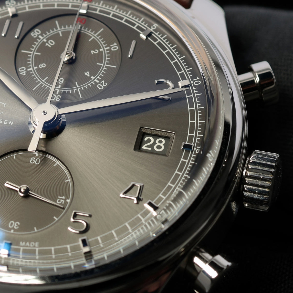 IWC Portuguese Portugieser Chronograph Classic, LC100, Edelstahl, Ref. IW390404, 2018, B+P