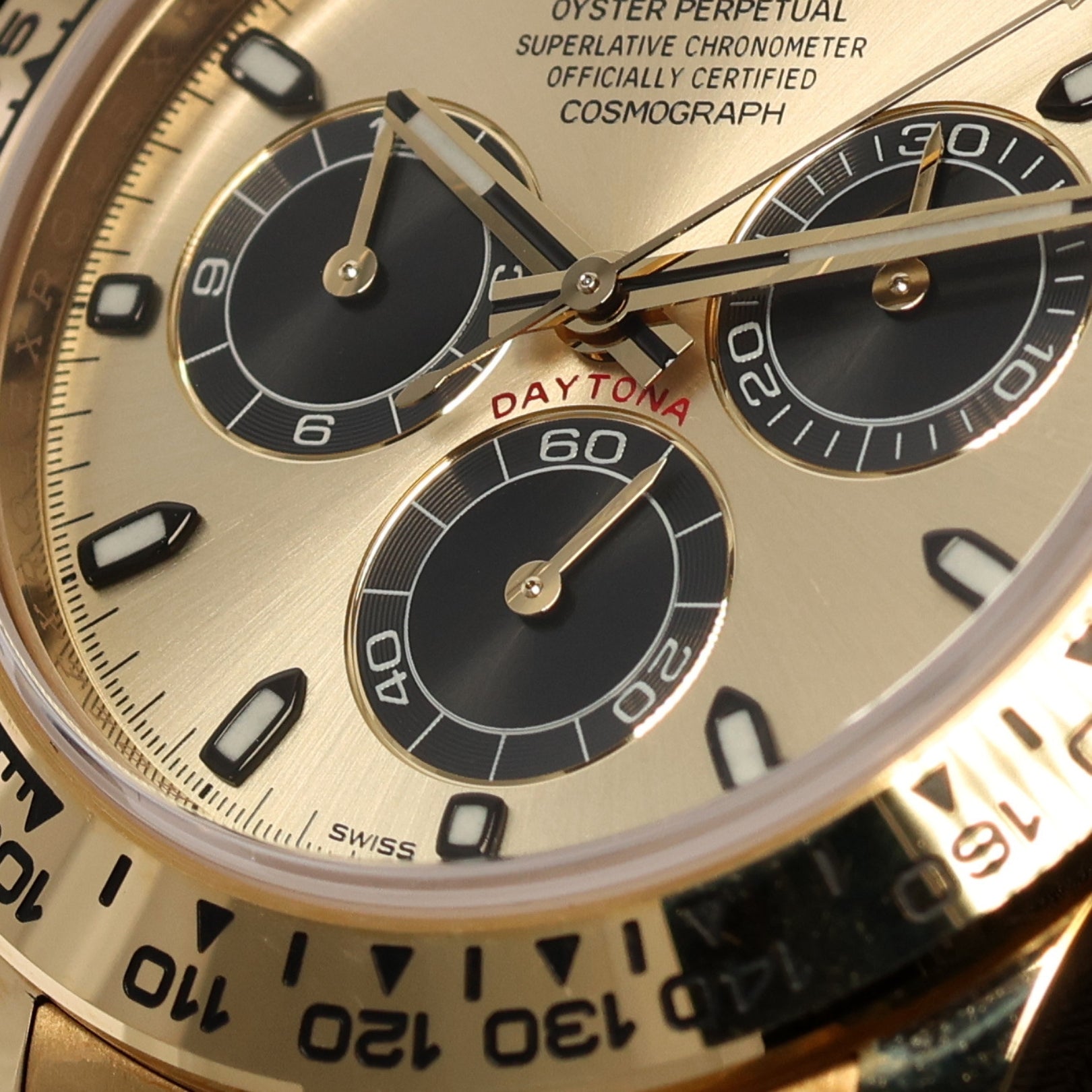 Rolex Daytona Cosmograph, Gelbgold, Gold Dial, Ref. 116508, 2022, B+P