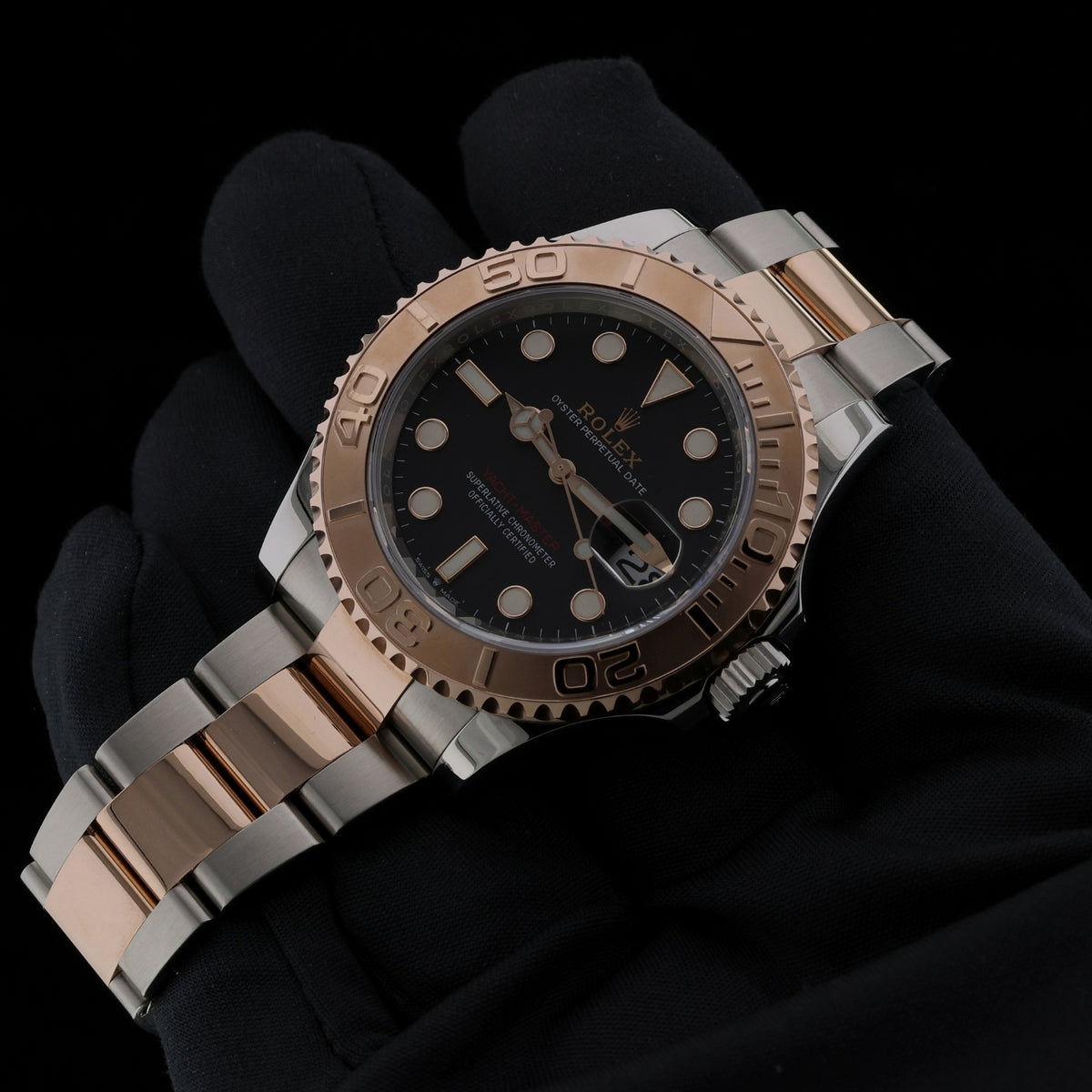 Rolex Yacht-Master 40, Black Dial, LC100, Erstkaufrechnung, Edelstahl/Everose Gold, Ref. 126621, 2023, B+P