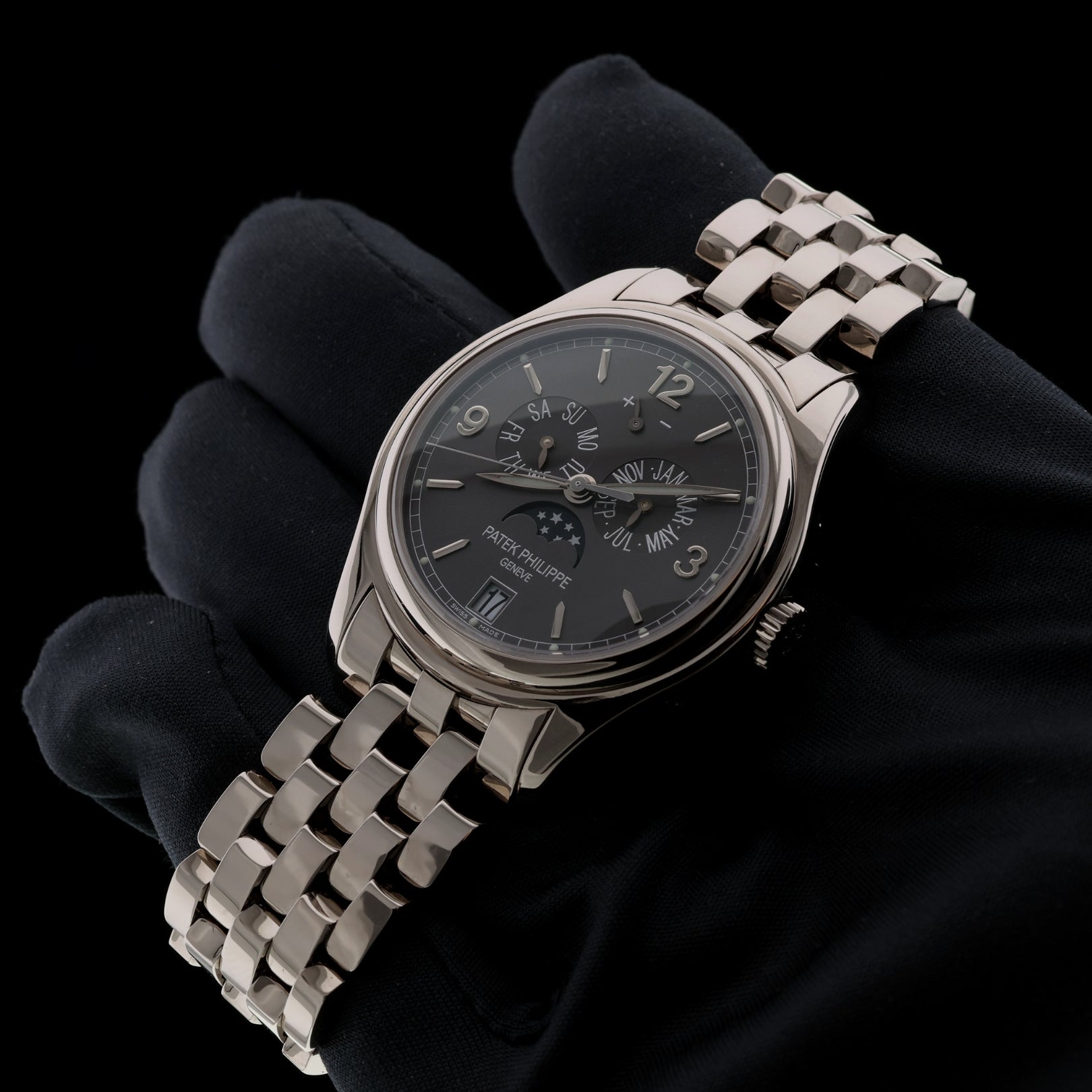 Patek Philippe Annual Calendar, Mondphase, Weißgold, Ref. 5146/1G-010, 07-2015, B+P