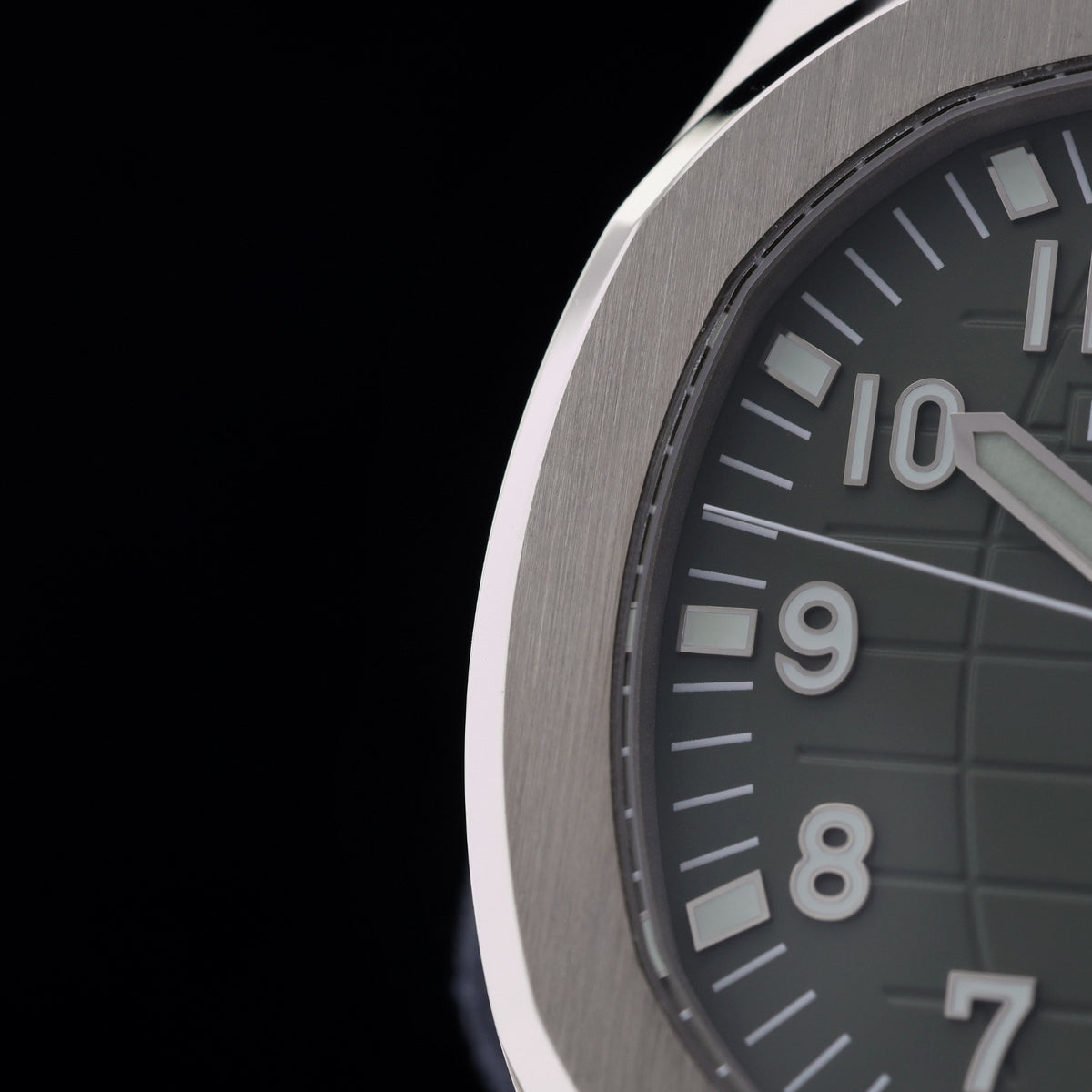 Patek Philippe Aquanaut, Jumbo, Weißgold, Grün, LC100, Ref. 5168G-010, 2024, B+P