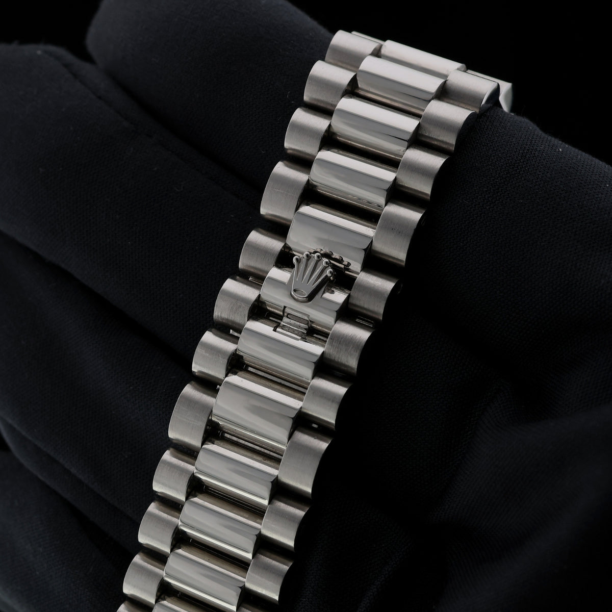 Rolex Day-Date 40, Platinum, Ice Blue Motif Dial, LC100, Ref. 228206, 11-2019, B+P