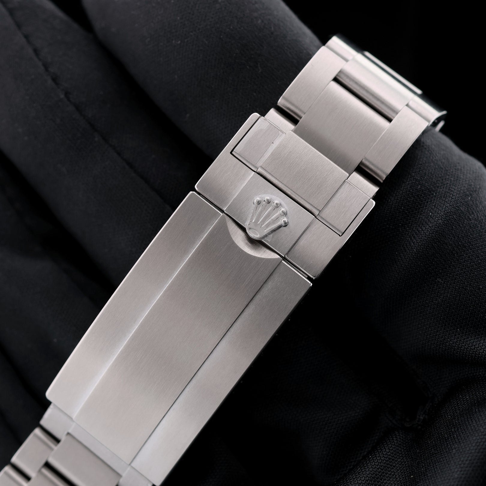 Rolex Submariner Date, Schwarz, LC100, Erstkaufrechnung, Ref. 126610LN, 2023, B+P