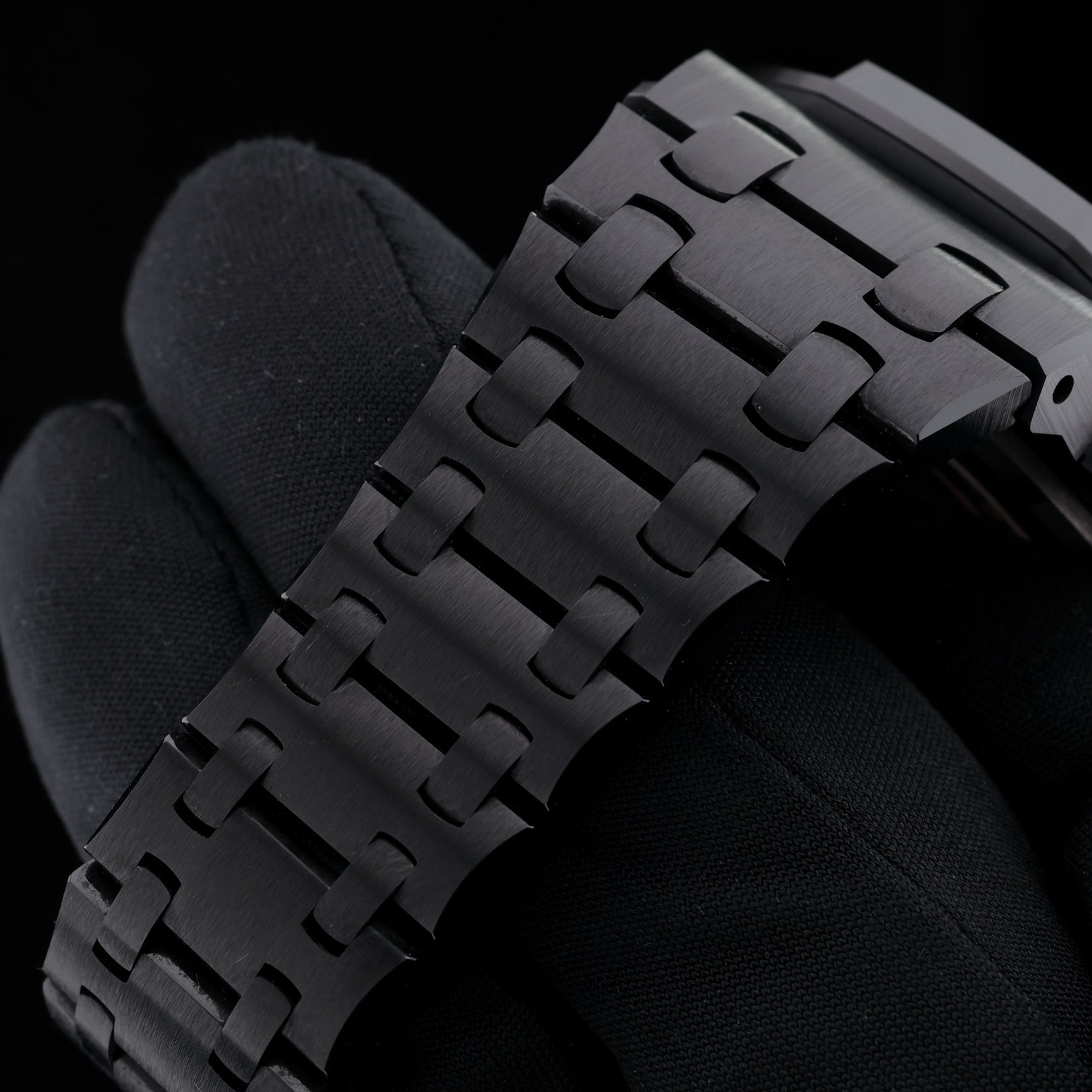 Audemars Piguet Royal Oak Offshore Chronograph, Black Ceramic, Ref. 26238CE.OO.1300CE.02, 2025, B+P