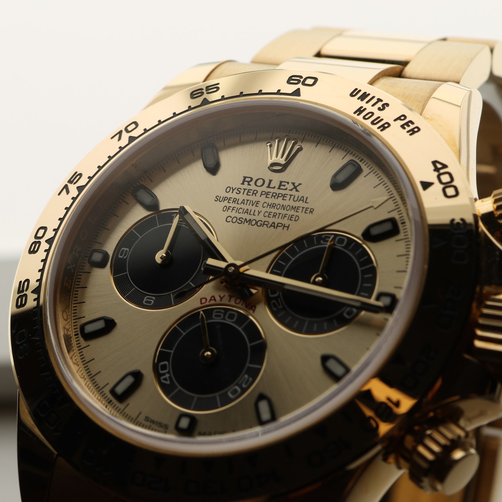 Rolex Daytona Cosmograph, Gelbgold, Gold Dial, Ref. 116508, 2022, B+P