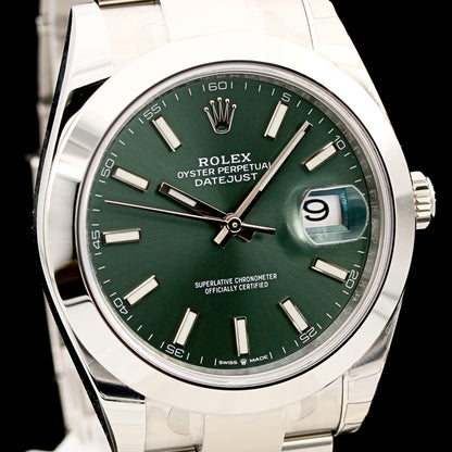 Rolex Datejust 41, 41 mm, Grün, Ref. 126300, ungetragen, B+P