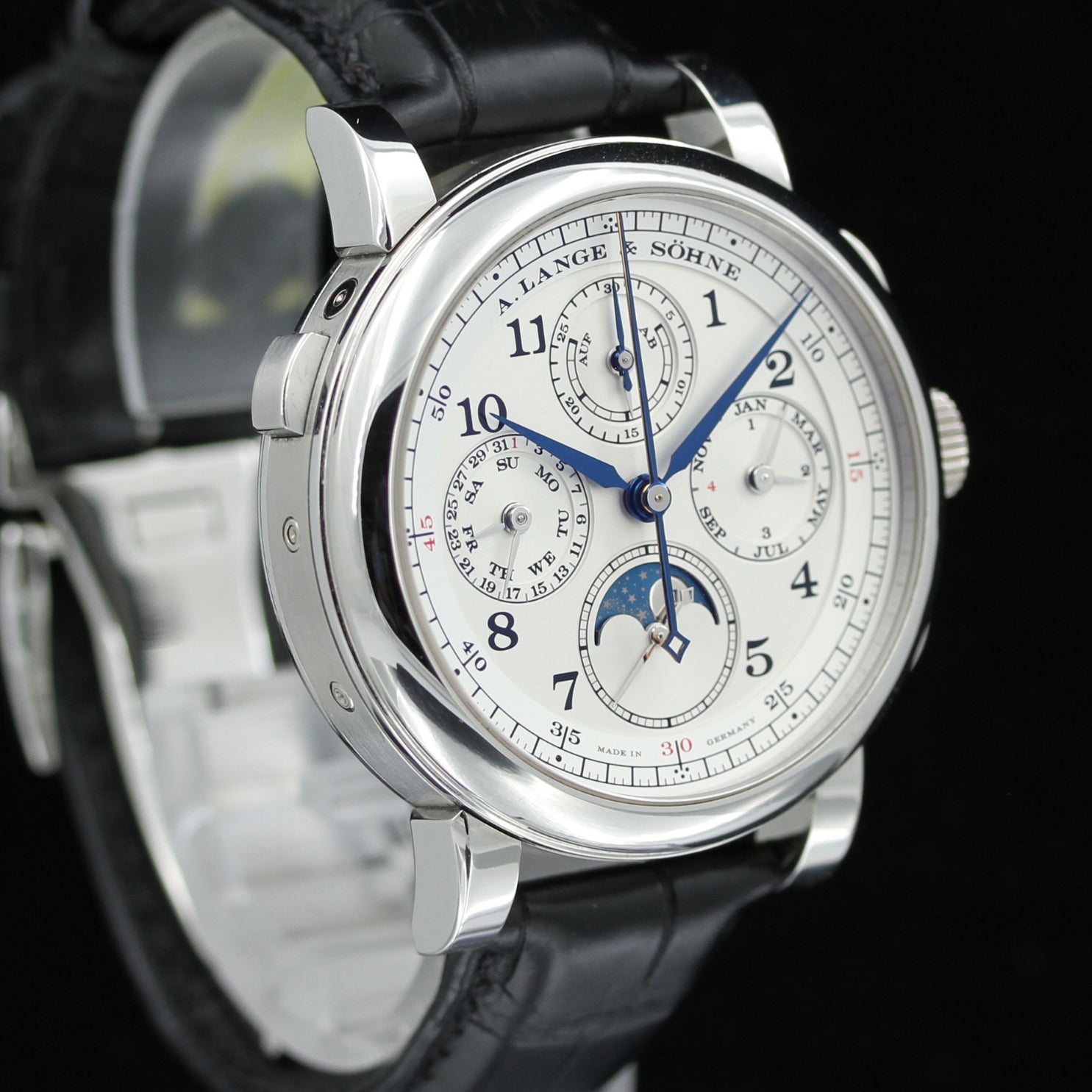 A. Lange & Söhne 1815, Platin Rattrapante 42mm, Perpetual Calendar, Platinschliesse, Ref. 421.025FE, B+P - LUXUHRIA