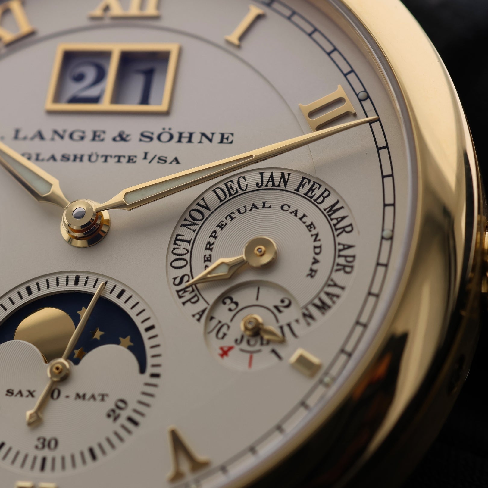 A. Lange & Söhne Langematik Perpetual, Gelbgold, Ref. 310.221E, mit ALS - Service 2025 & ALS - Nachweis, Uhrenbeweger / Box - LUXUHRIA