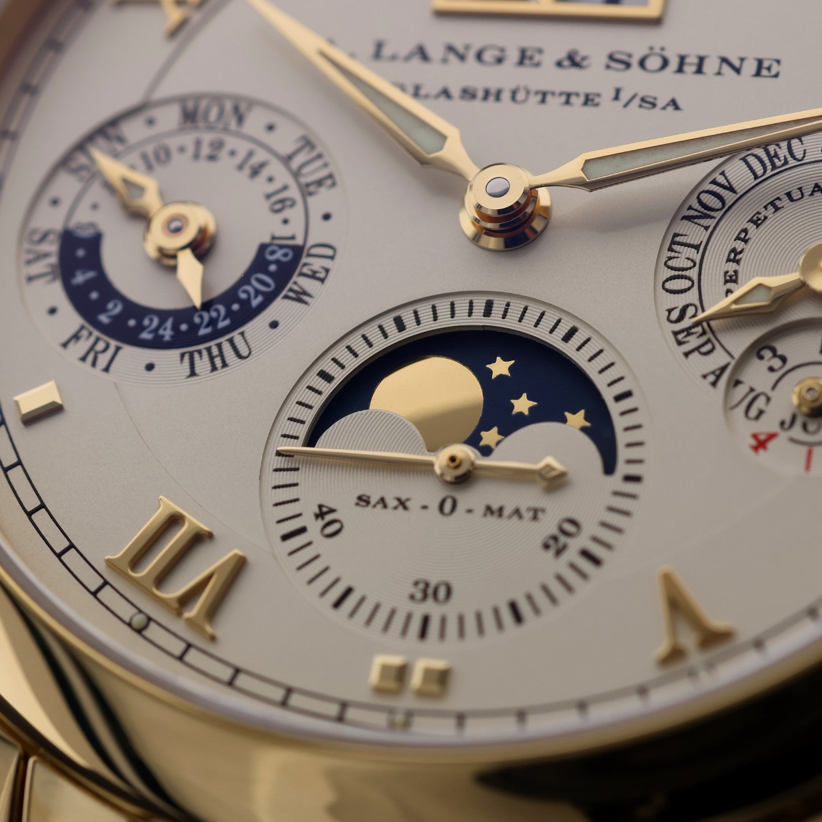 A. Lange & Söhne Langematik Perpetual, Gelbgold, Ref. 310.221E, mit ALS - Service 2025 & ALS - Nachweis, Uhrenbeweger / Box - LUXUHRIA