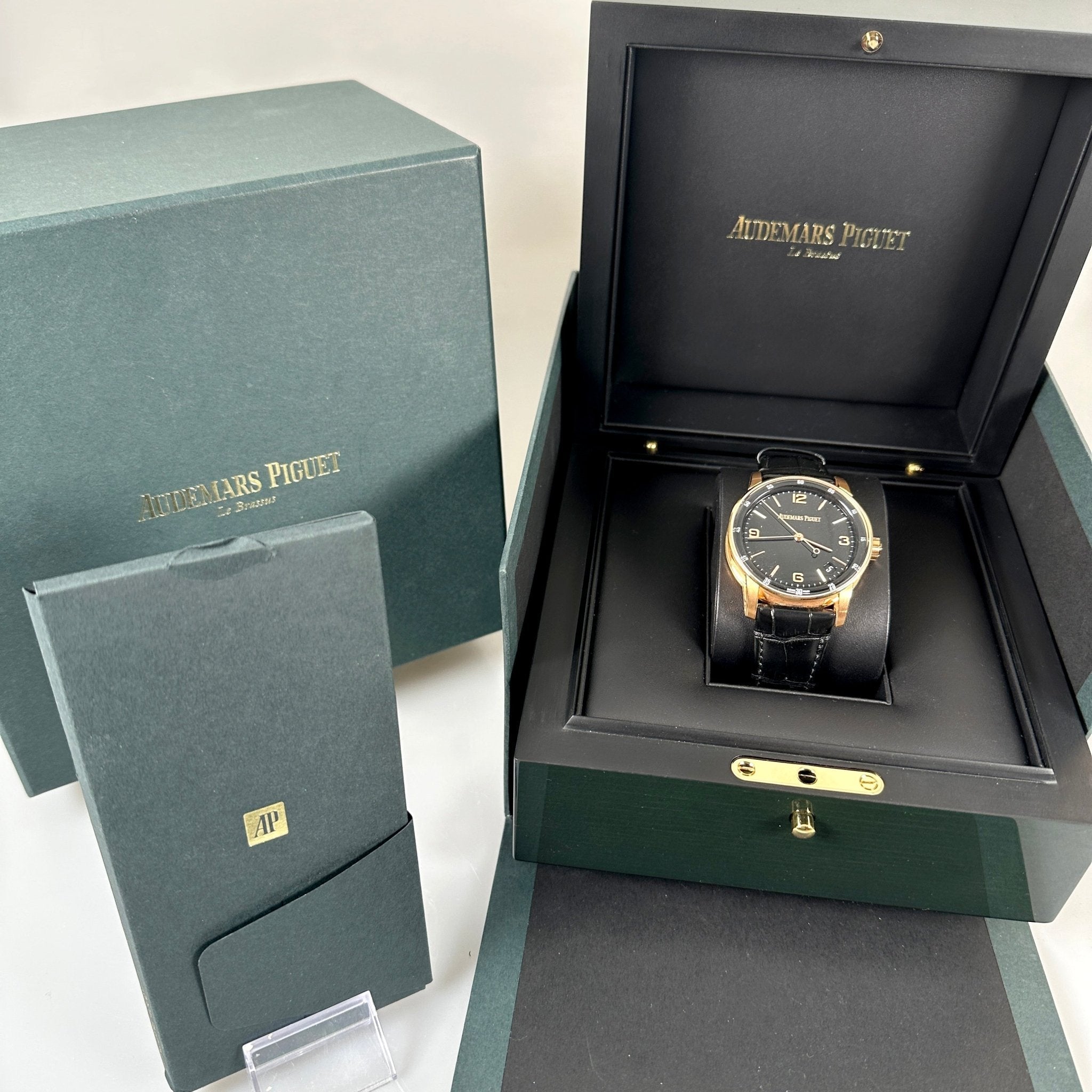 Audemars Piguet 41mm Code 11.59, Roségold, Ref. 15210OR.OO.A002KB.01, B+P - LUXUHRIA