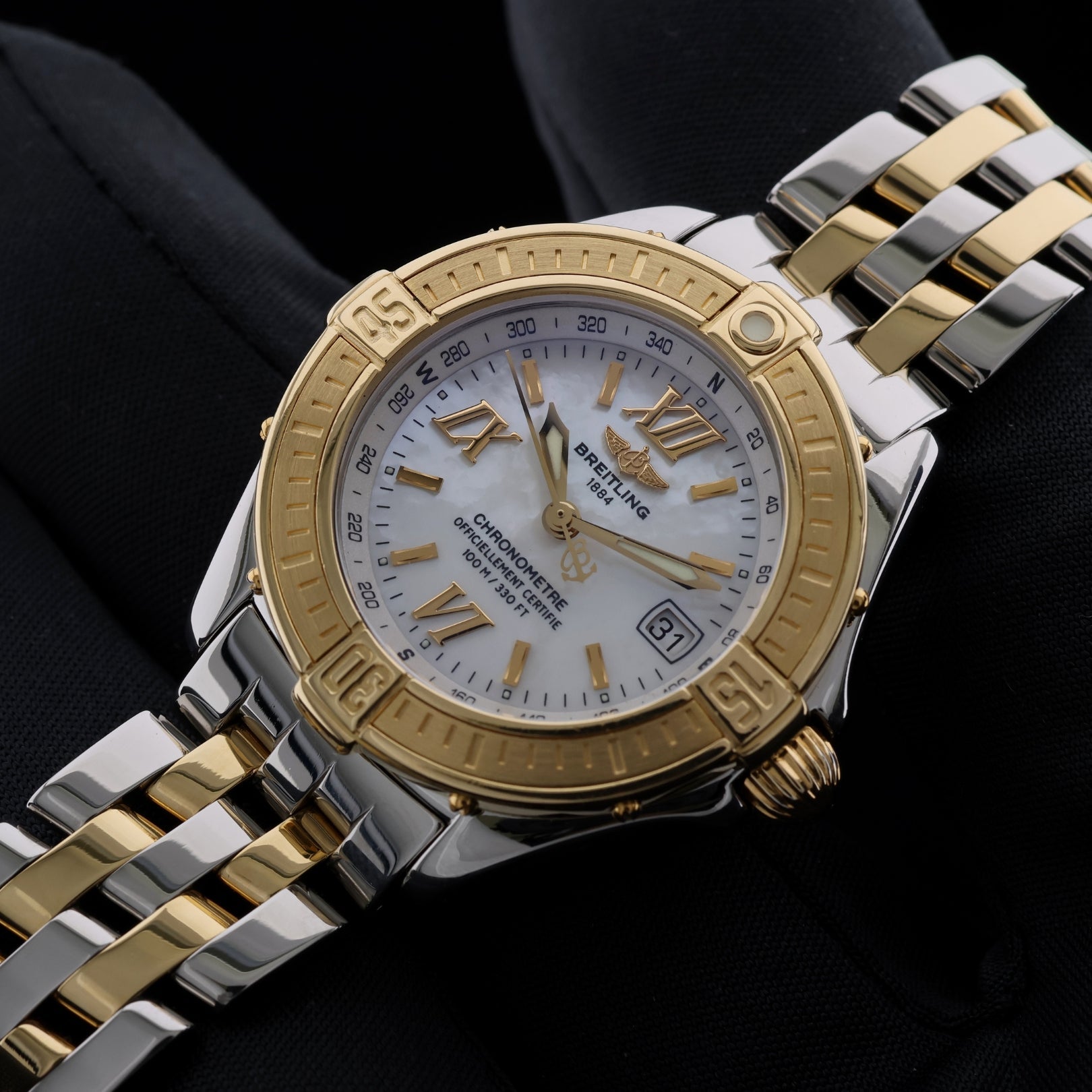 Breitling B - Class, Perlmutt Dial, Stahl/Gold, Ref. D71365, Chronometer Zertifikat, mit Box - LUXUHRIA