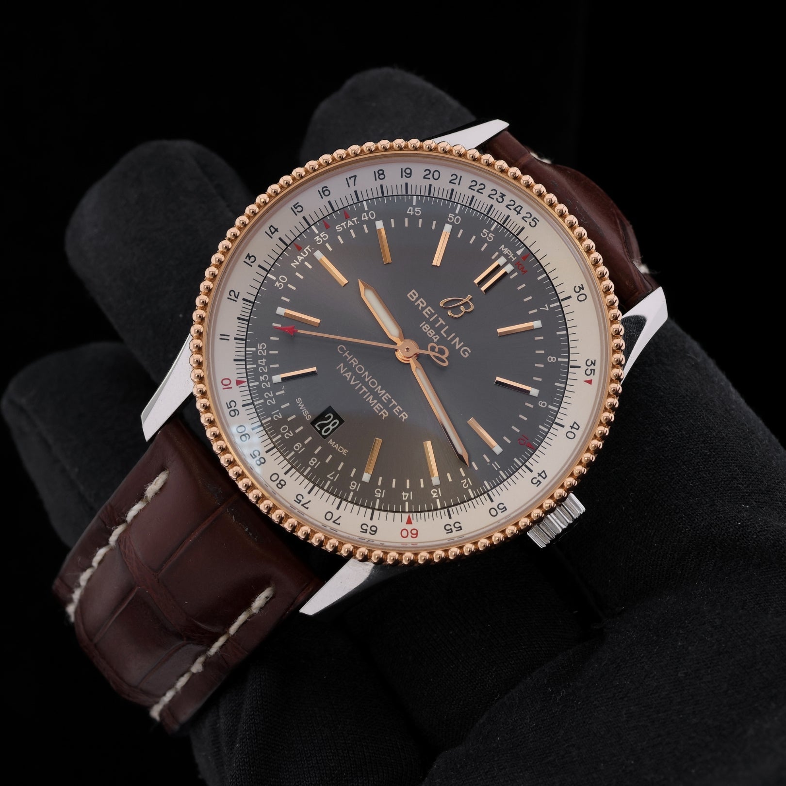 Breitling Navitimer Automatic 41, Limited Edition Lucerne, Ref. U173265A1M1P1, 2021, B+P - LUXUHRIA