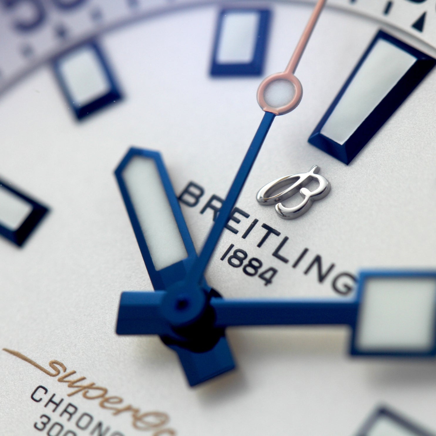 Breitling Superocean, 42 mm, white dial, Ref. A17375E71C1S1, B+P - LUXUHRIA
