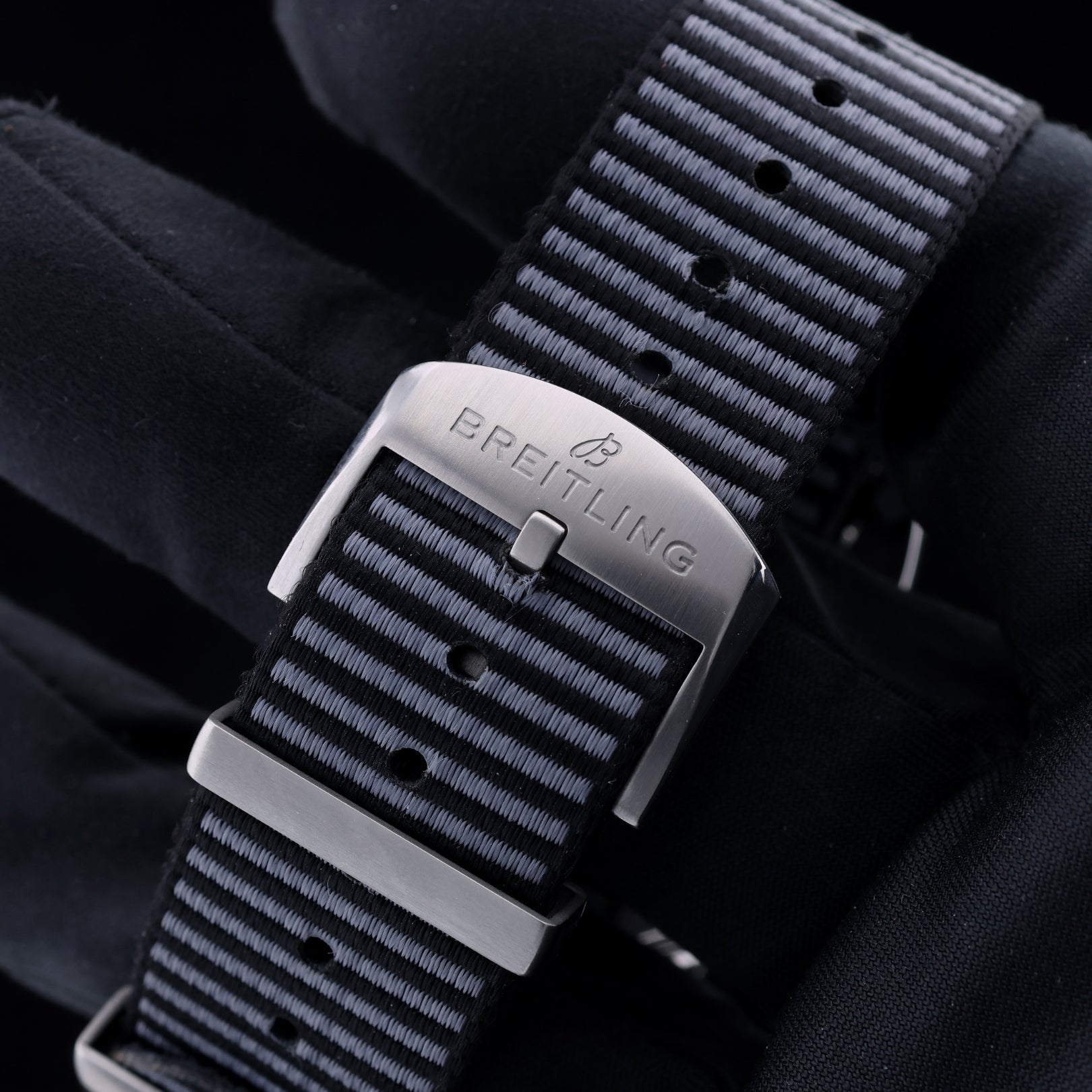 Breitling Superocean Heritage II 42, Schwarz, zusätzliches Kautschukband, Ref. AB2010, 12 - 2022, B+P - LUXUHRIA