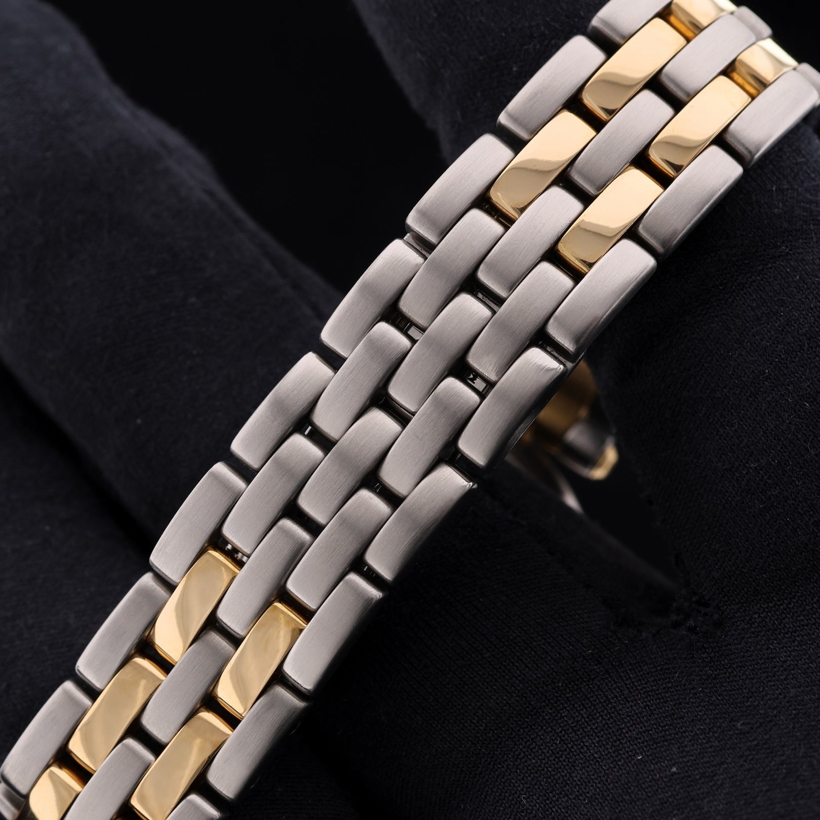 Cartier Cougar Panthere Ronde, Stahl/Gelbgold, Ref. 183964, ohne B+P - LUXUHRIA