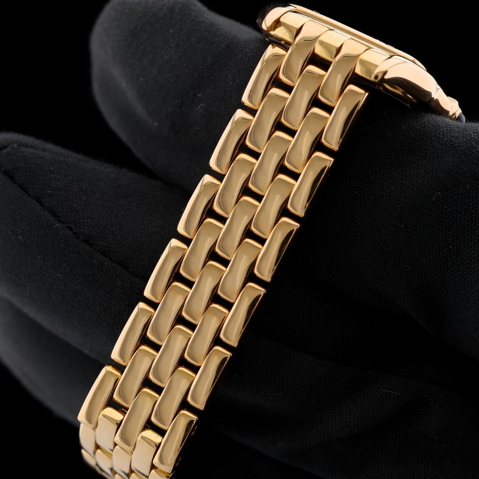 Cartier Panthère, 18k Gelbgold, 22x30mm, Ref. 8057917, mit Box - LUXUHRIA