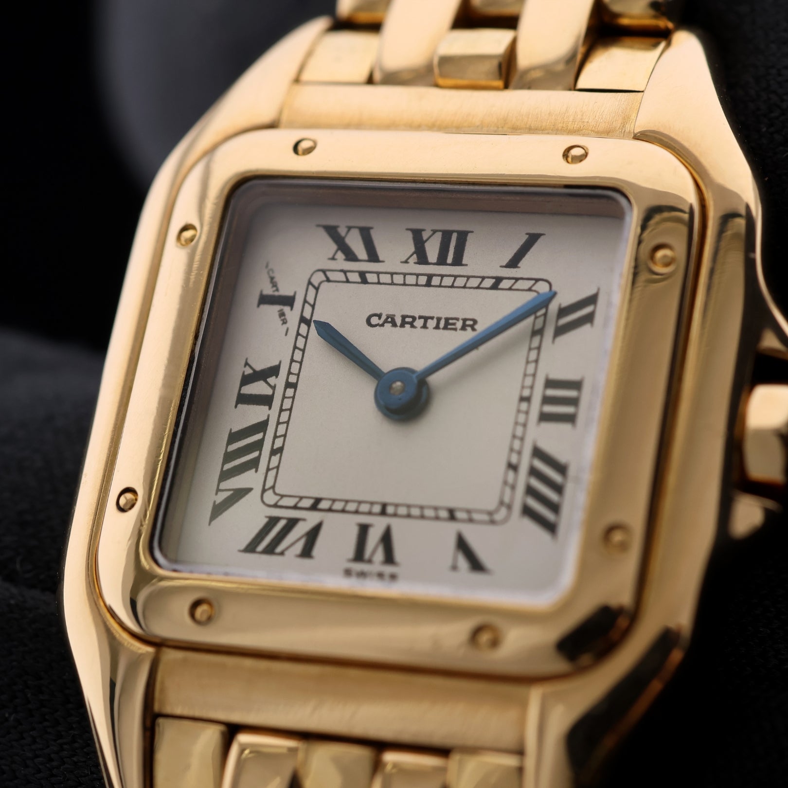 Cartier Panthère, 18k Gelbgold, 22x30mm, Ref. 8057917, mit Box - LUXUHRIA