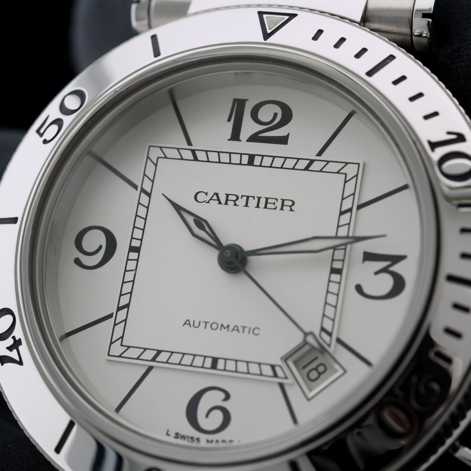 Cartier Pasha de Cartier Seatimer, White Dial, 40mm, Edelstahl, Ref. 2790, mit Box - LUXUHRIA