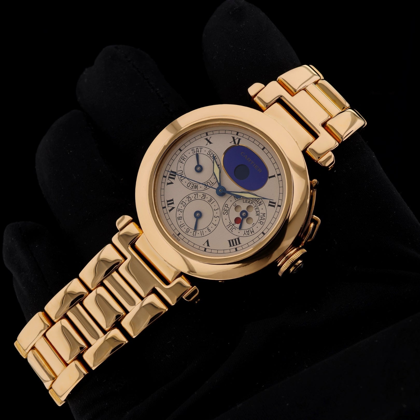 Cartier Pasha Perpetual Calendar, Gelbgold, 38mm, Ref. 30003, 1993, B+P - LUXUHRIA