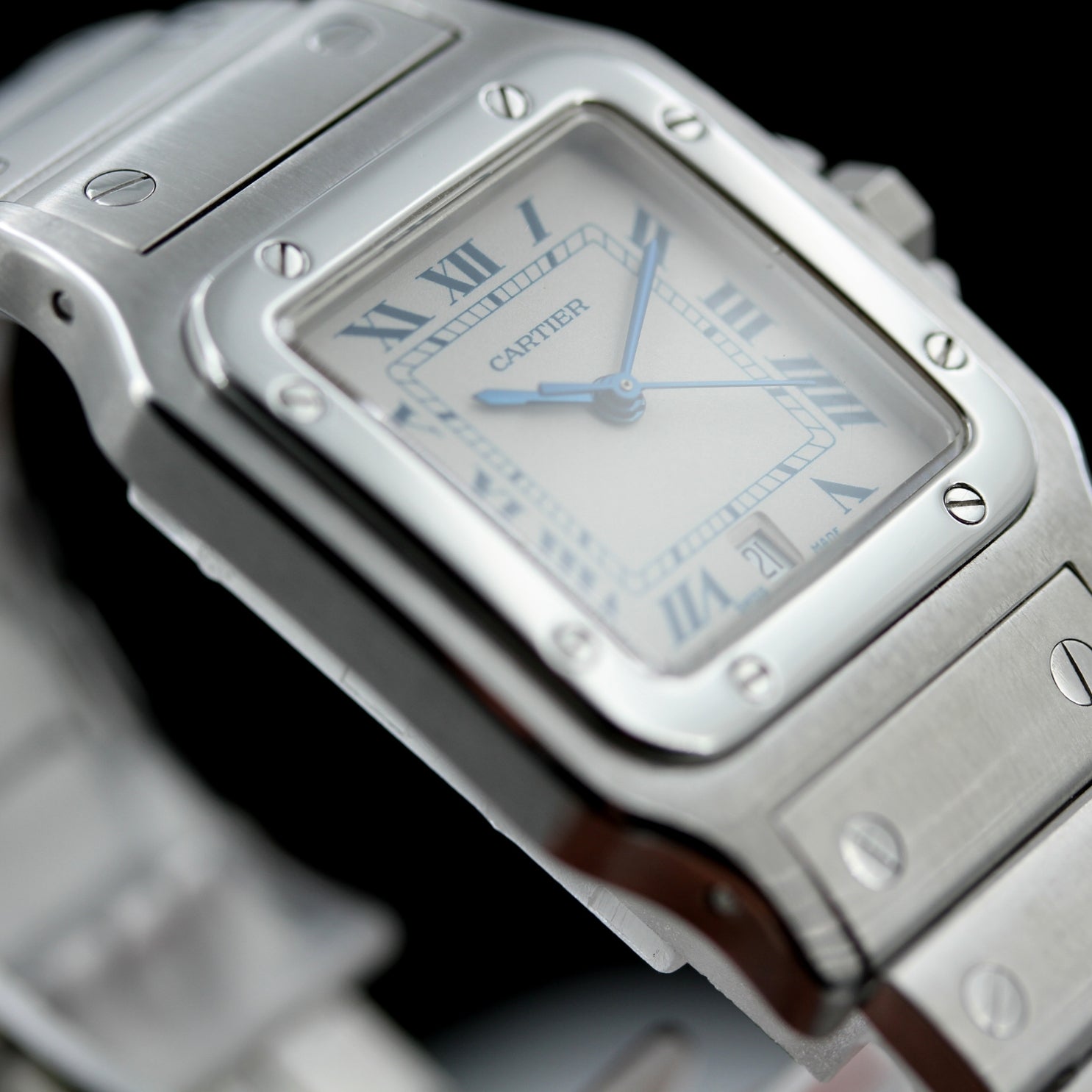 Cartier Santos Galbée 29x41 mm, Stahl, rom. Weiss, Ref. 1564, Cartier - Service 11 - 2024, B+P - LUXUHRIA