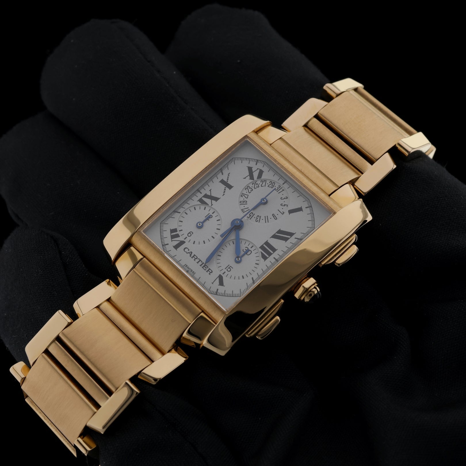 Cartier Tank Française Chronoflex, Chronograph, Gelbgold, 28x36mm, Cartier - Service 2023, Ref. 1830, B+P - LUXUHRIA