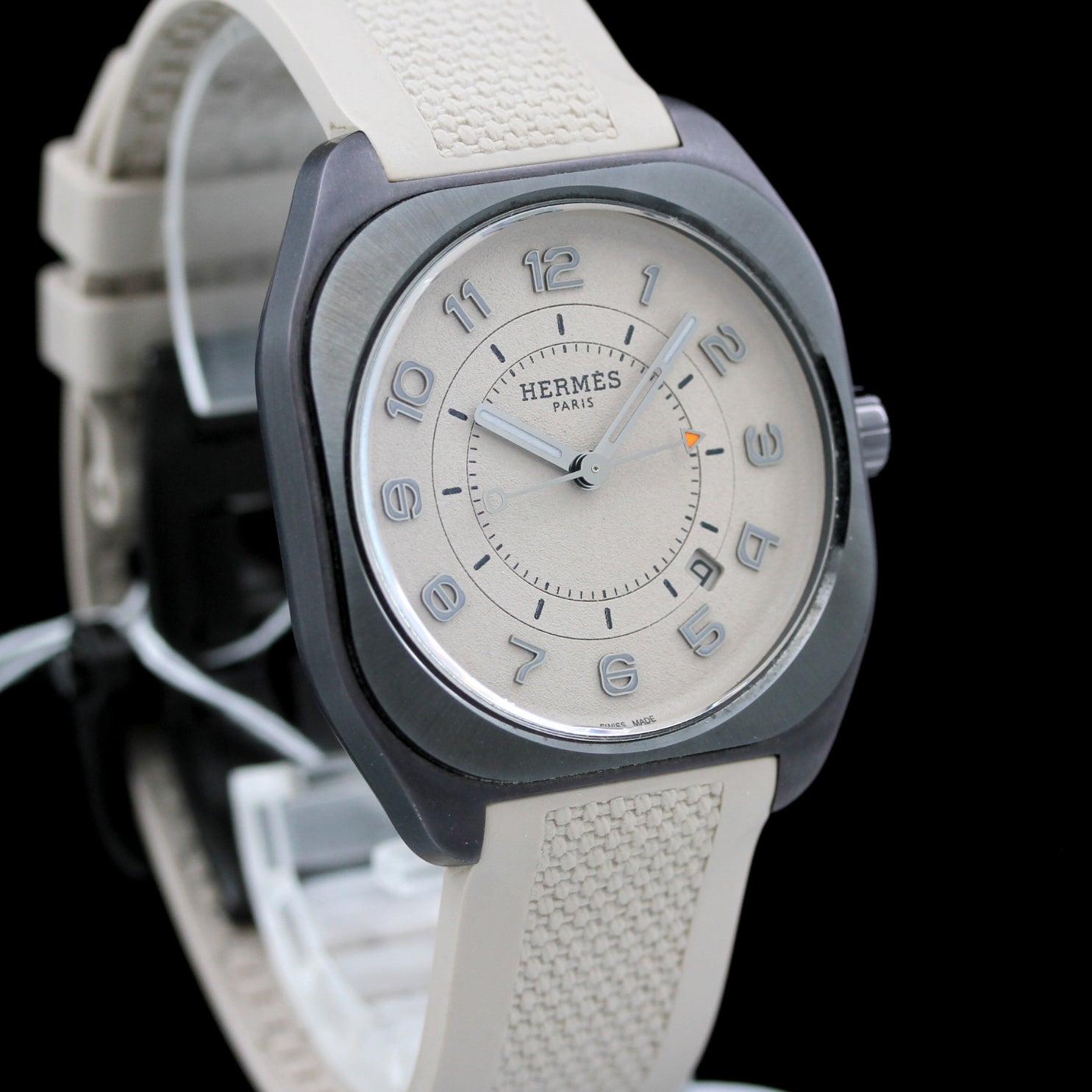 Hermès H08 Limited Edition "Hodinkee" 39mm, ONE of 184, Titanium, Ref. Sp1.743a, B+P - LUXUHRIA