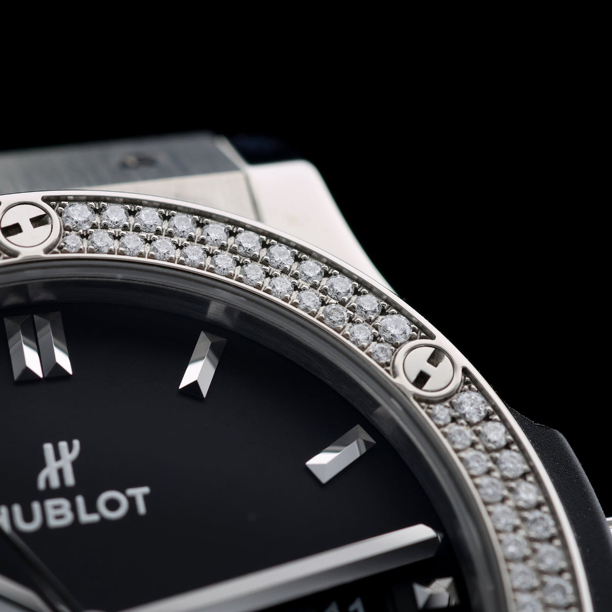 Hublot Classic Fusion Titanium, Black Dial, Diamonds, Ref. 542.NX.1171.LR.1104, 2023, B+P - LUXUHRIA