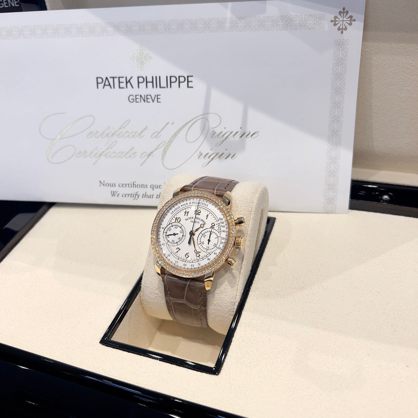 Patek Philippe Chronograph, Diamonds, manual winding, 7150/250R-001