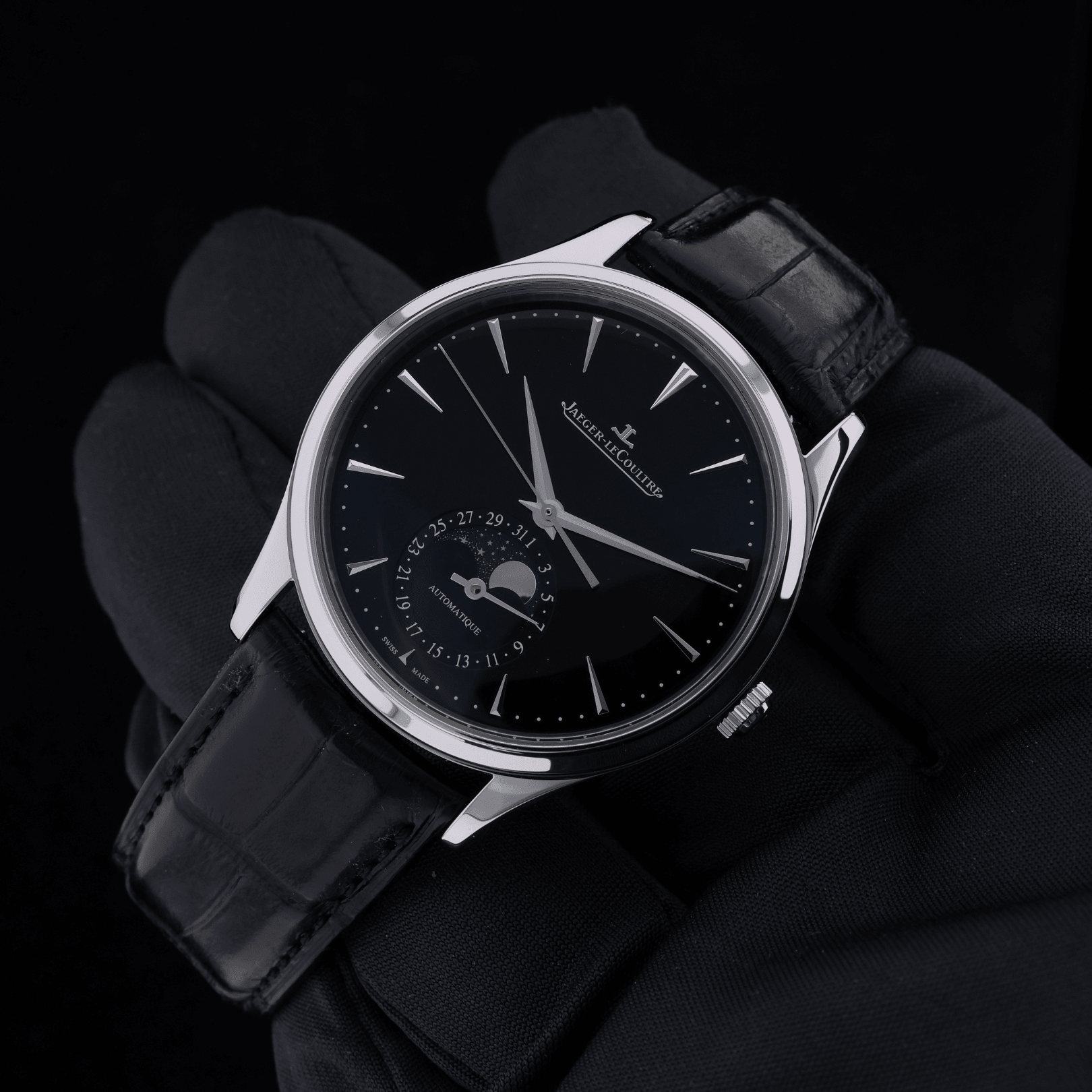 Jaeger-LeCoultre Master Ultra Thin Moon, Black Dial, Edelstahl, Ref. Q1368471, 12-2024, B+P - LUXUHRIA