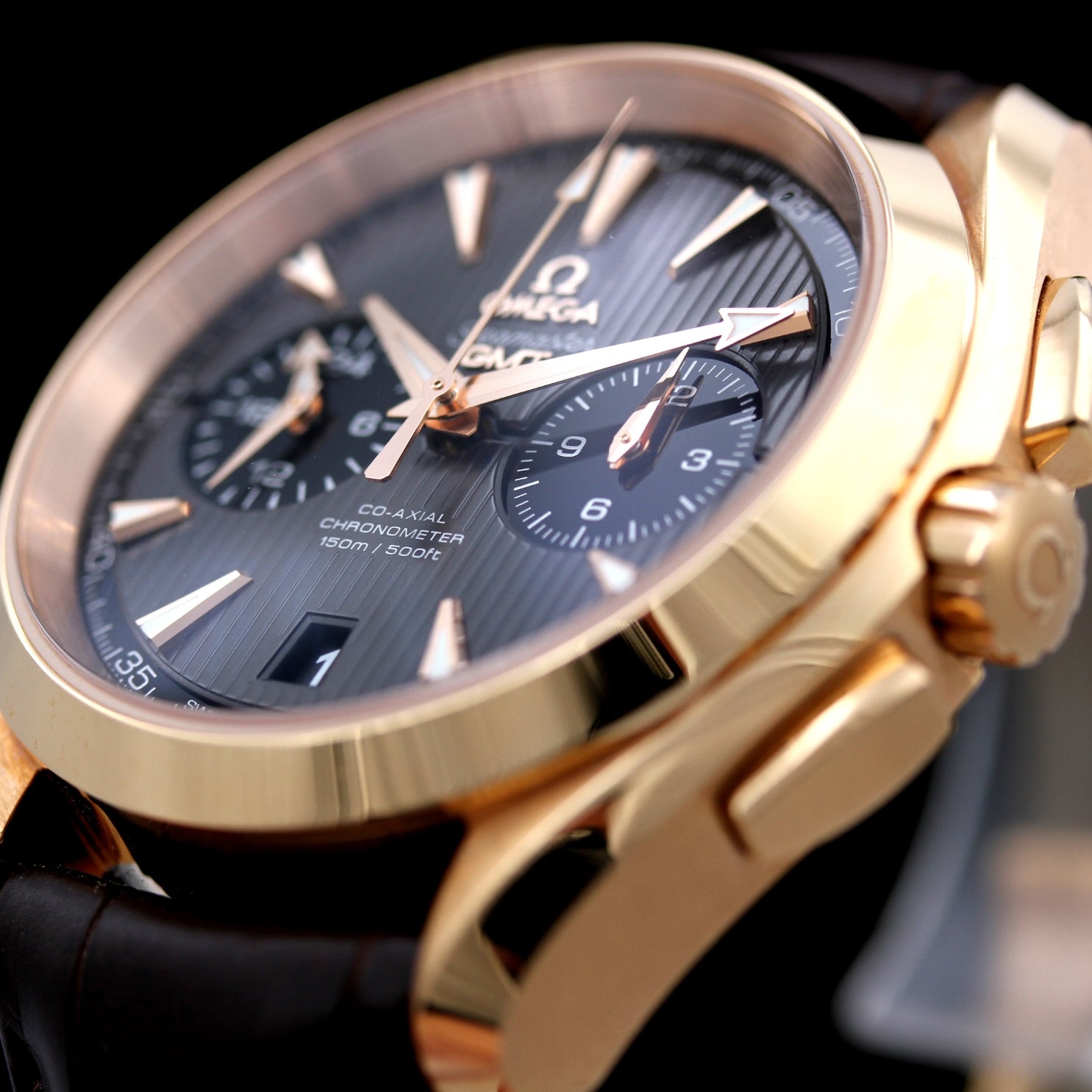 Omega Seamaster Aqua Terra 43mm, Rotgold, Ref. 231.53.43.52.06.001, B+P - LUXUHRIA