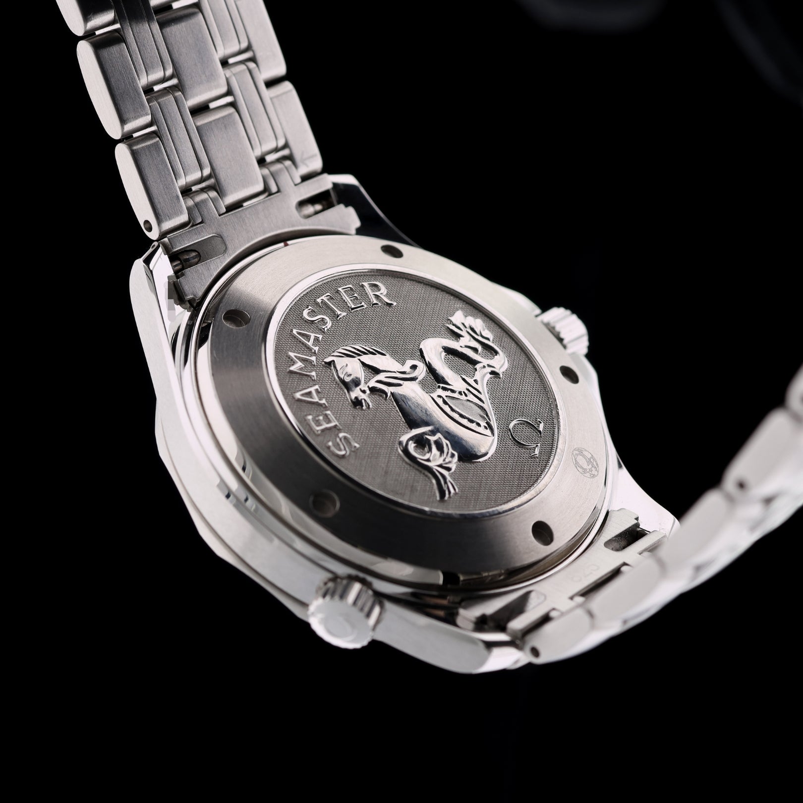 Omega Seamaster Diver 300M, Co - Axial, "Casino Royale", Ref. 2220.80.00, 04 - 2007, B+P - LUXUHRIA