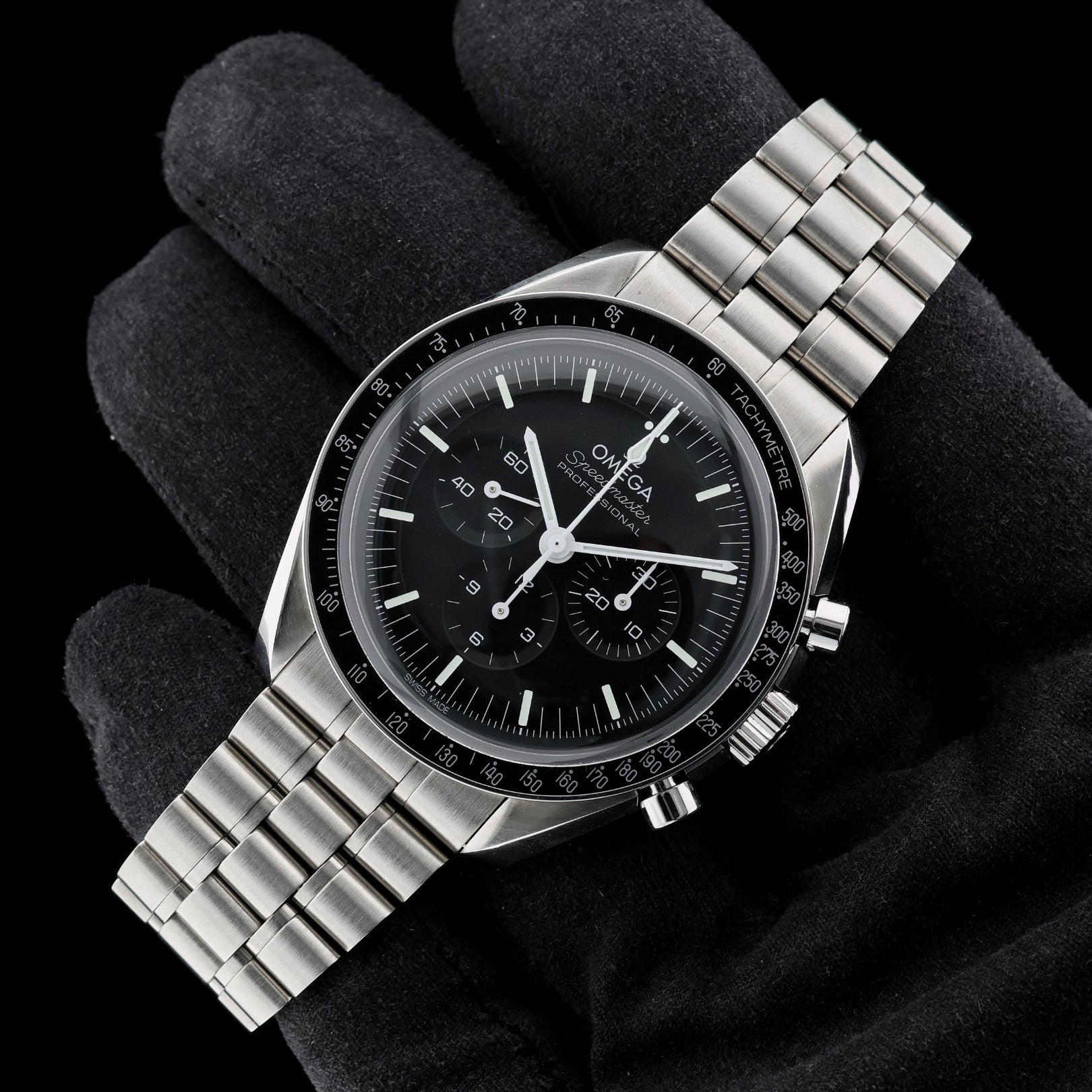 Omega Speedmaster Professional Chronograph 42mm, Ref. 310.30.42.50.01.001, 2024, B+P - LUXUHRIA