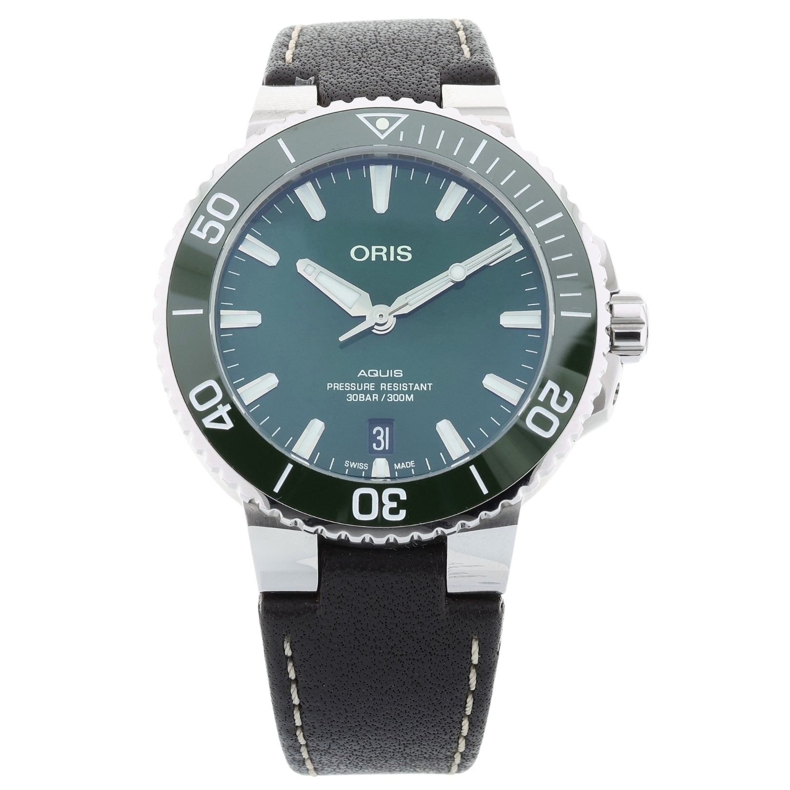 Oris Aquis Date 39.5mm, Ref. 01 733 7732 4157 - 07 5 21 10FC, B+P - LUXUHRIA