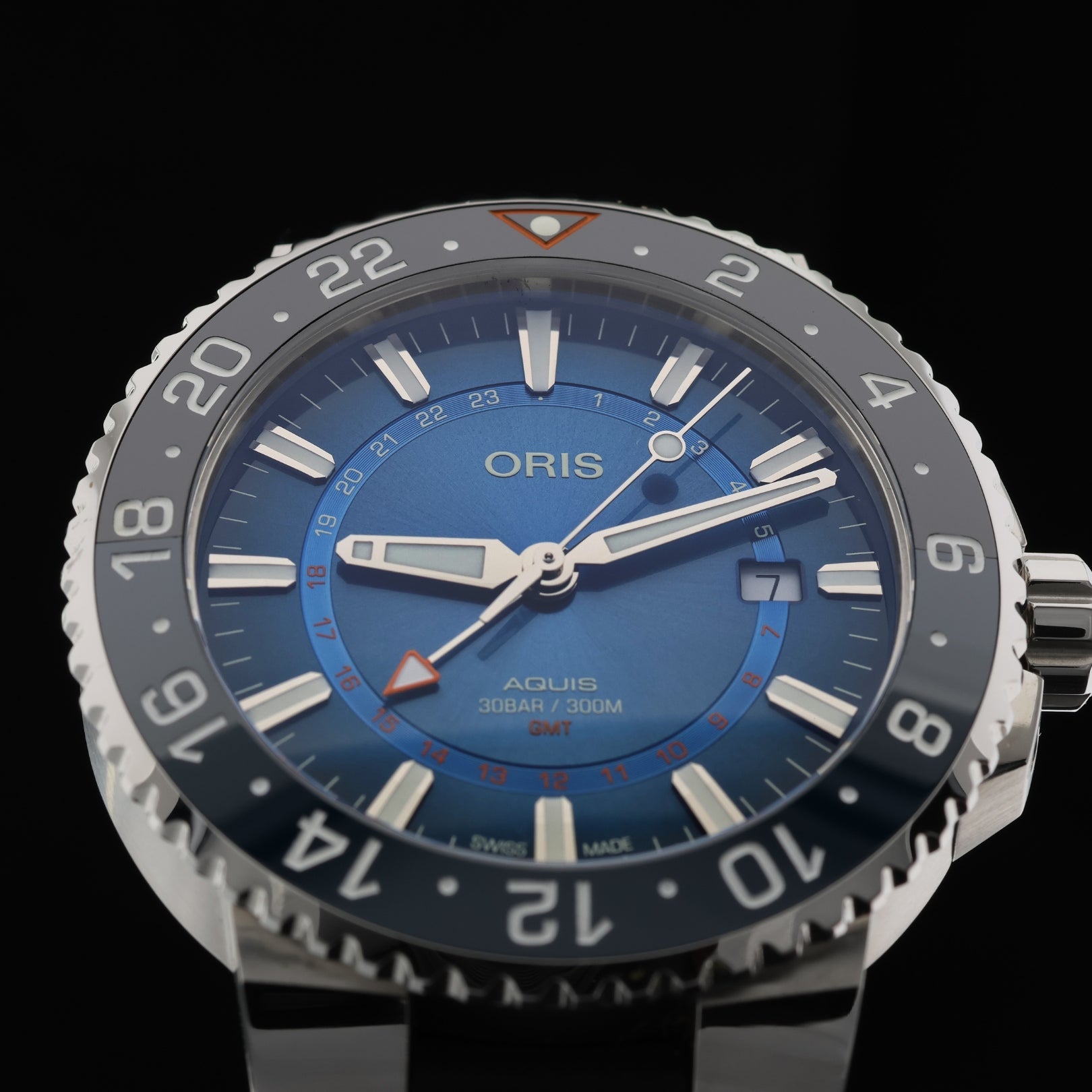 Oris Aquis Date 44mm, Ref. 01 798 7754 4185, Blau, Keramik Lunette B+P - LUXUHRIA